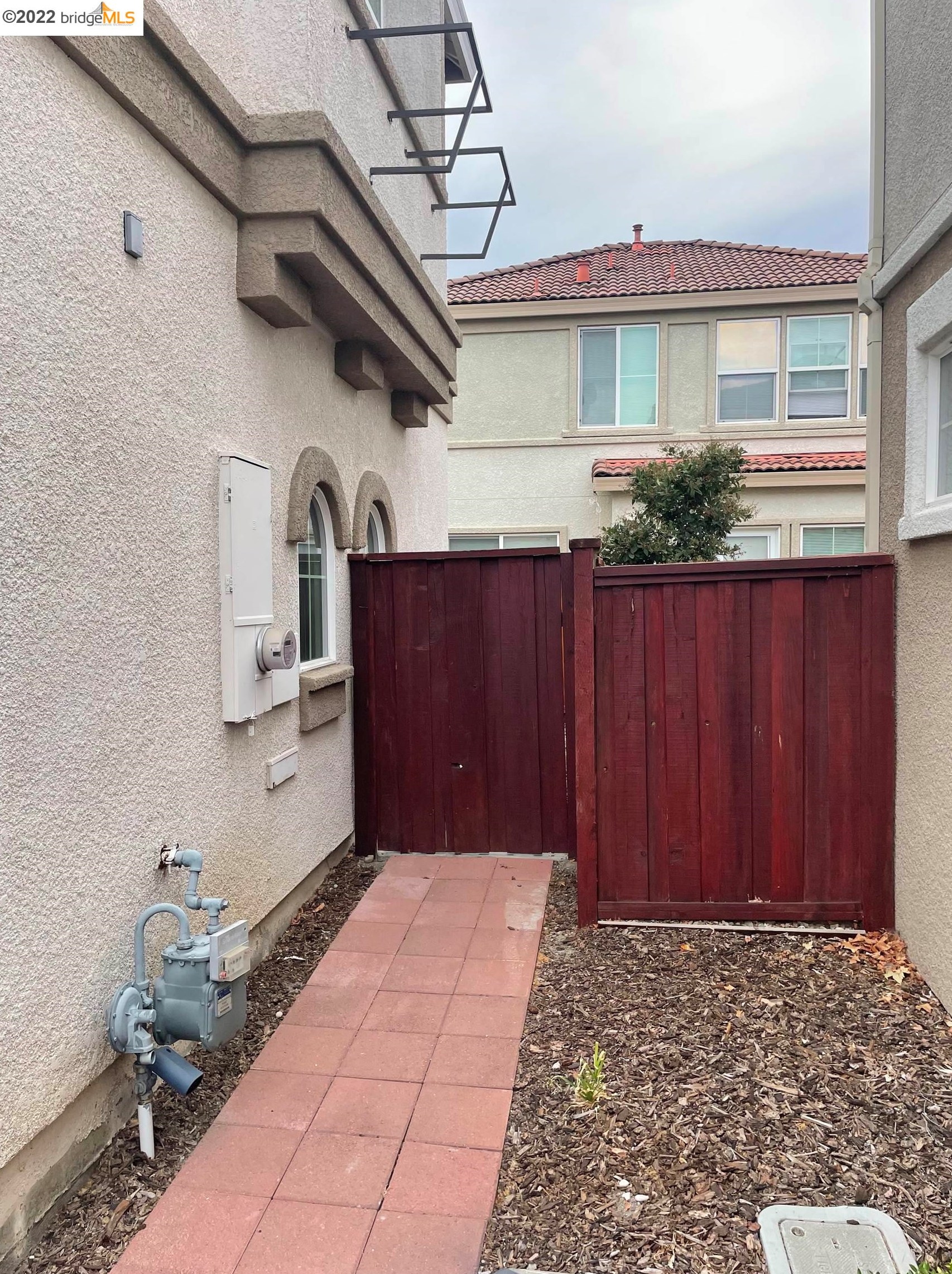 5084 Moscato Ct, Fairfield CA  94534-4137 exterior