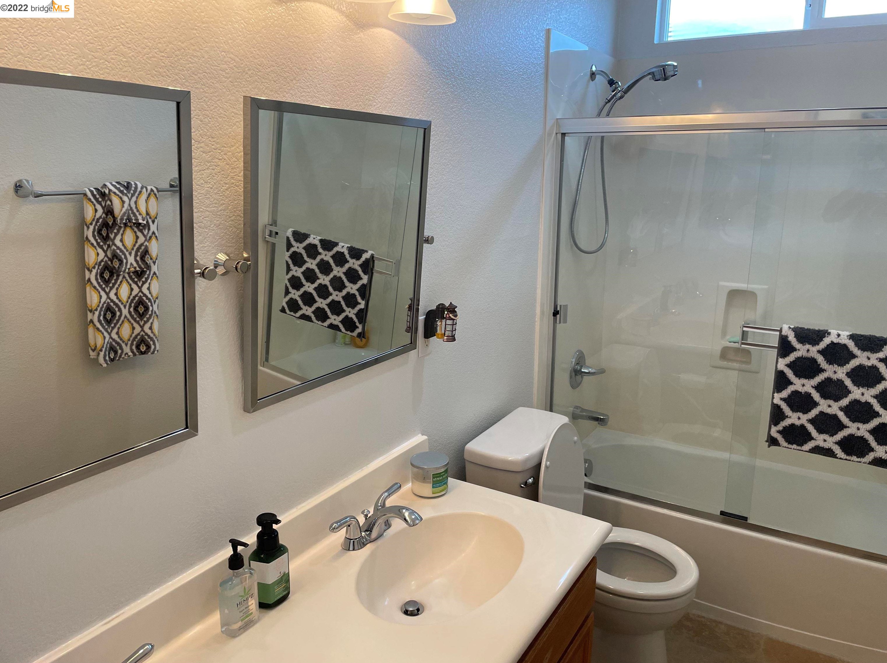 5084 Moscato Ct, Fairfield CA  94534-4137 exterior