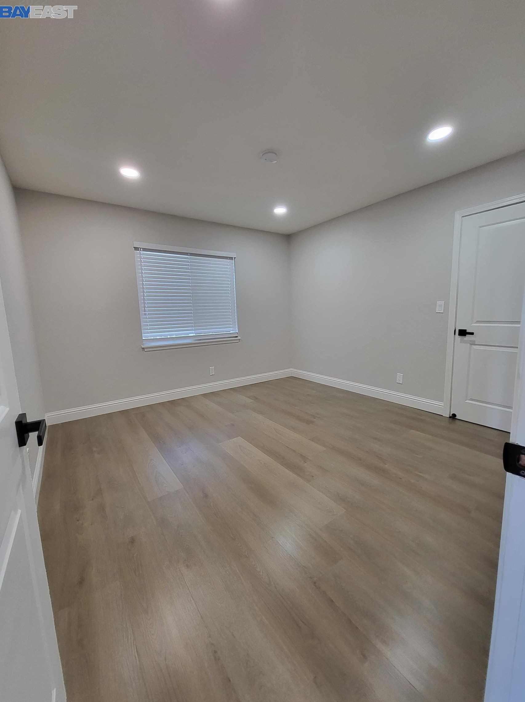 1433 Fruitridge Rd, Sacramento CA  95822-3031 exterior