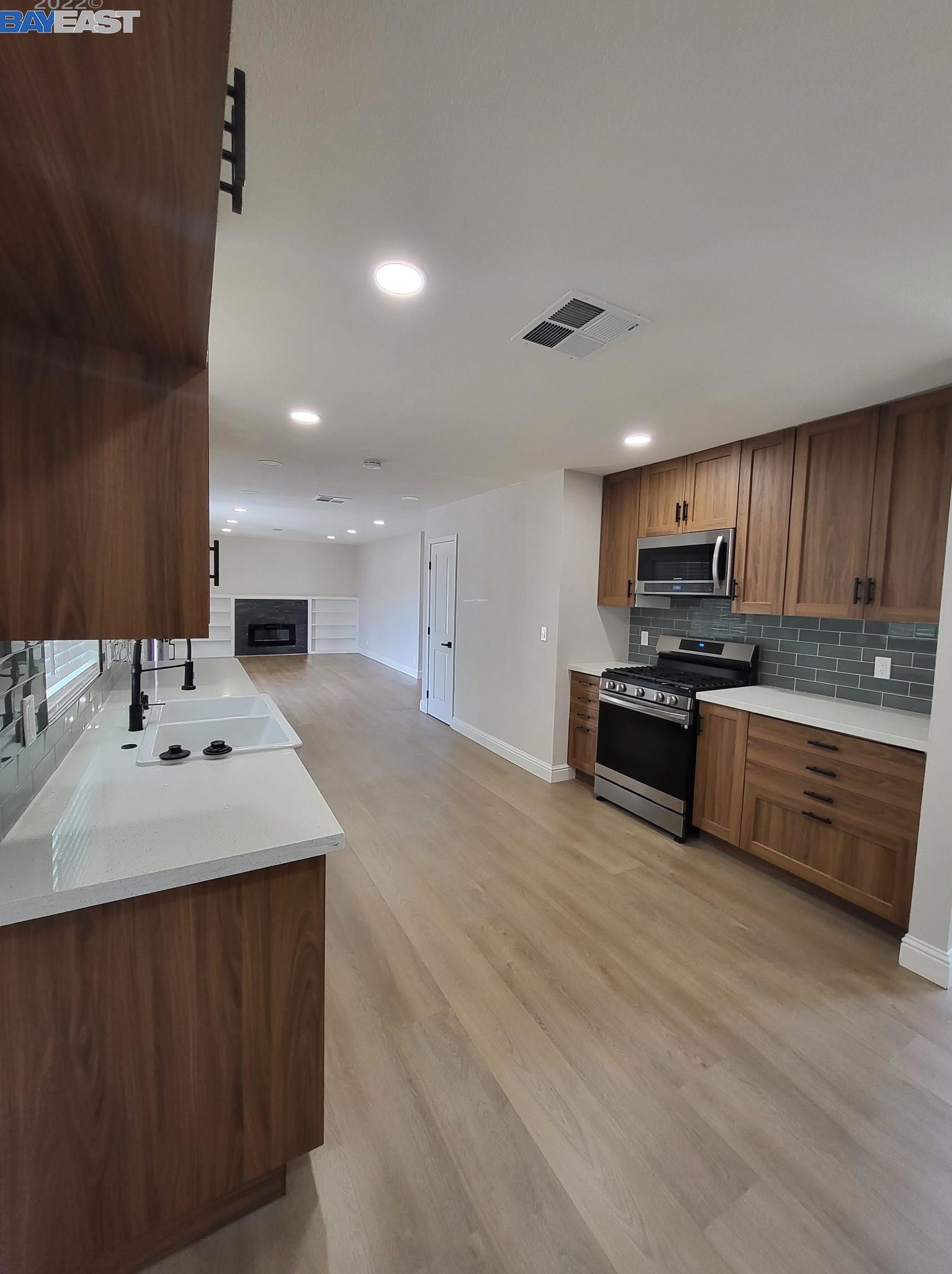 1433 Fruitridge Rd, Sacramento CA  95822-3031 exterior