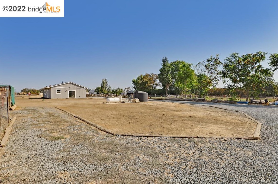3410 Concord Ave, Los Angeles CA  94513-4506 exterior