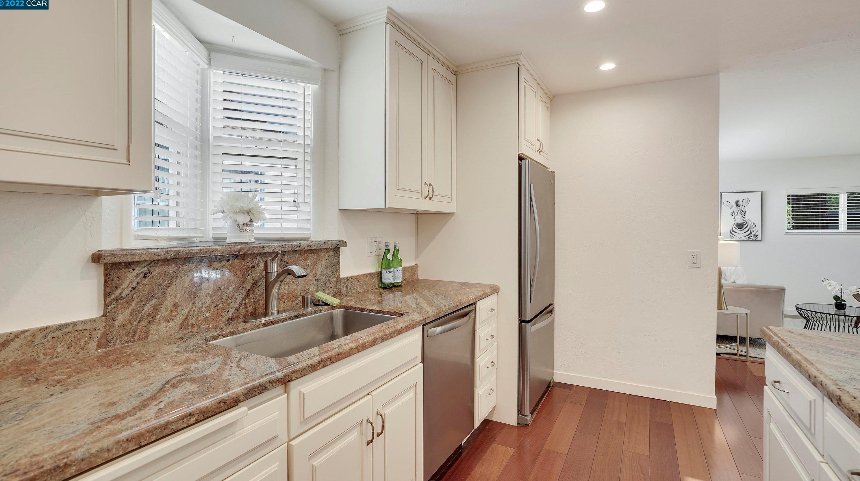 2117 Stratford Way, San Mateo CA  94403-1722 exterior