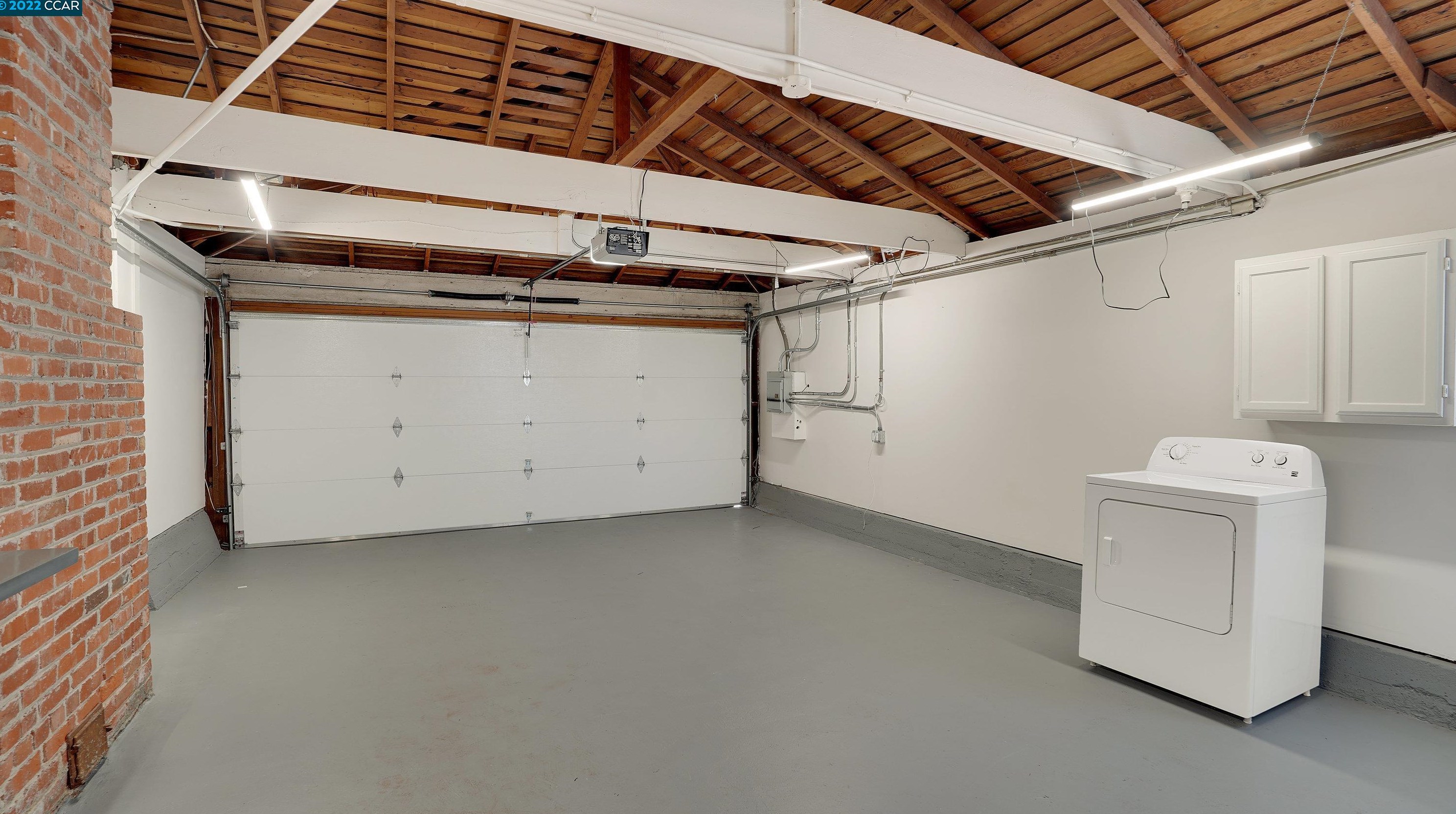 2117 Stratford Way, San Mateo CA  94403-1722 exterior