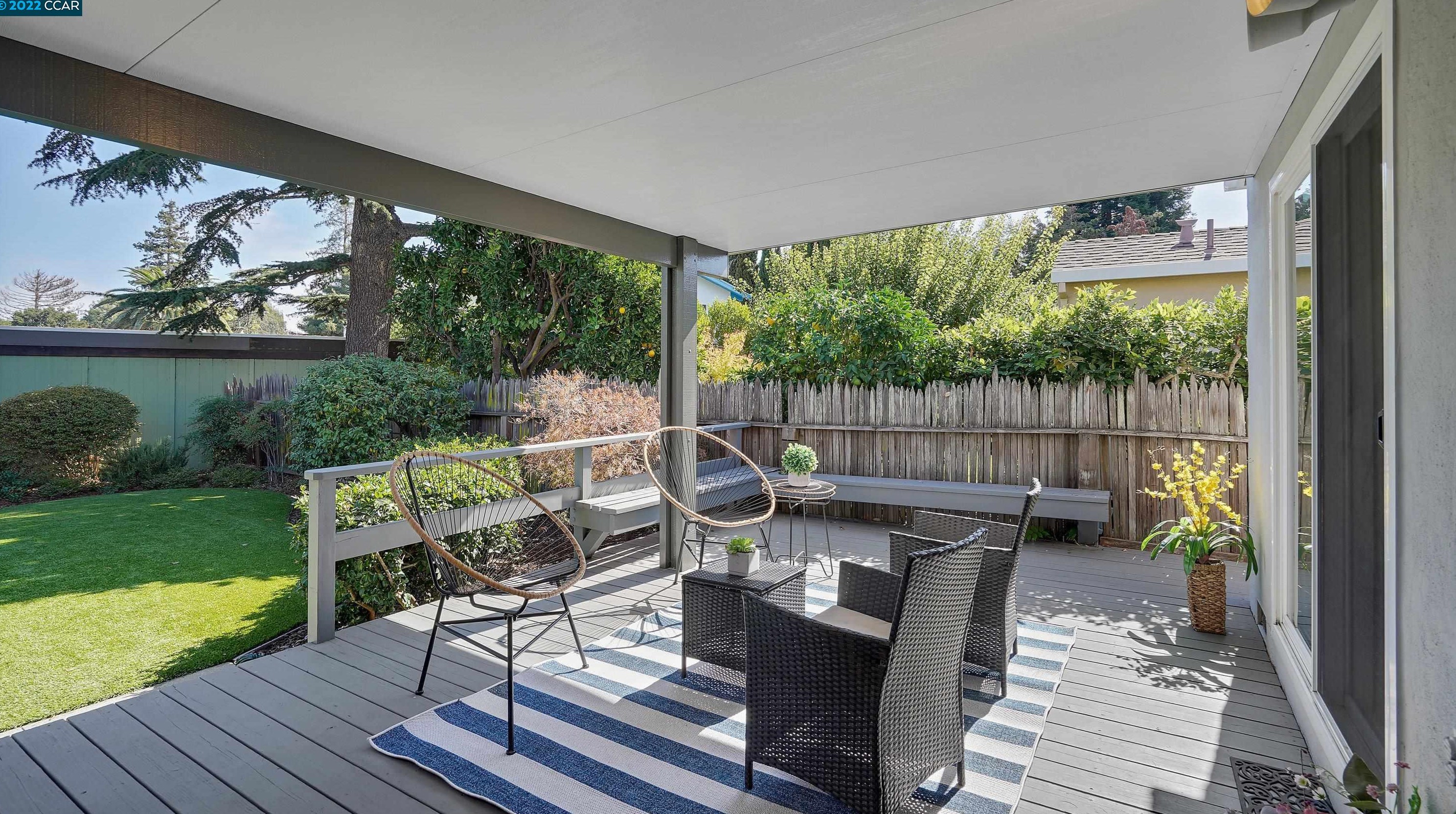 2117 Stratford Way, San Mateo CA  94403-1722 exterior