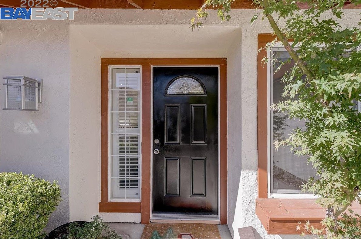 151 Farragut St, Rodeo CA  94547-1148 exterior