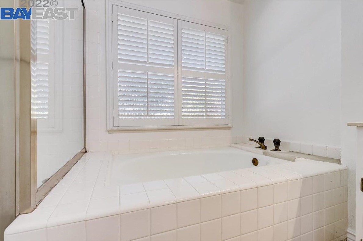 151 Farragut St, Rodeo CA  94547-1148 exterior