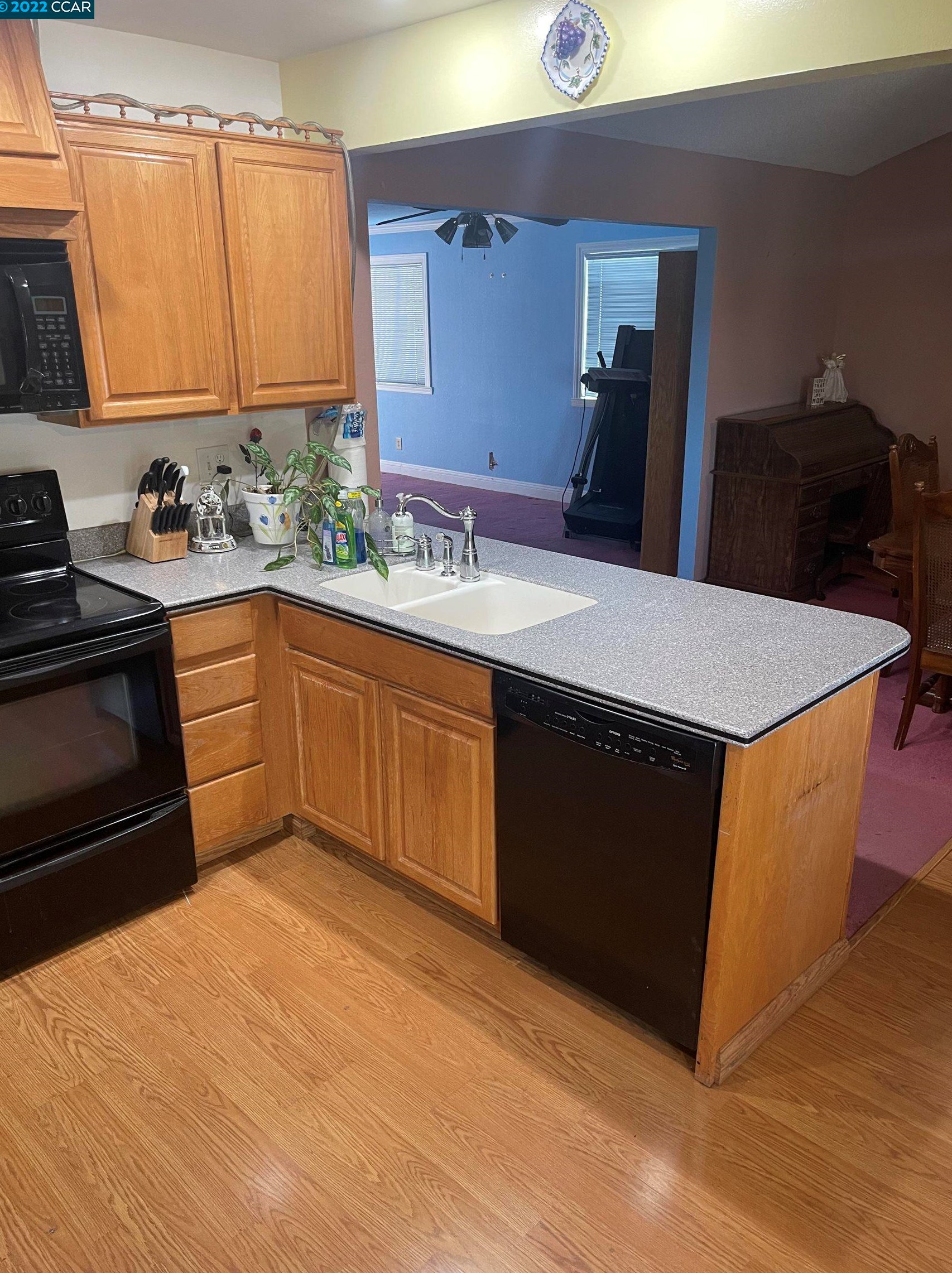 999 Seascape Cir, Rodeo CA  94572-1812 exterior