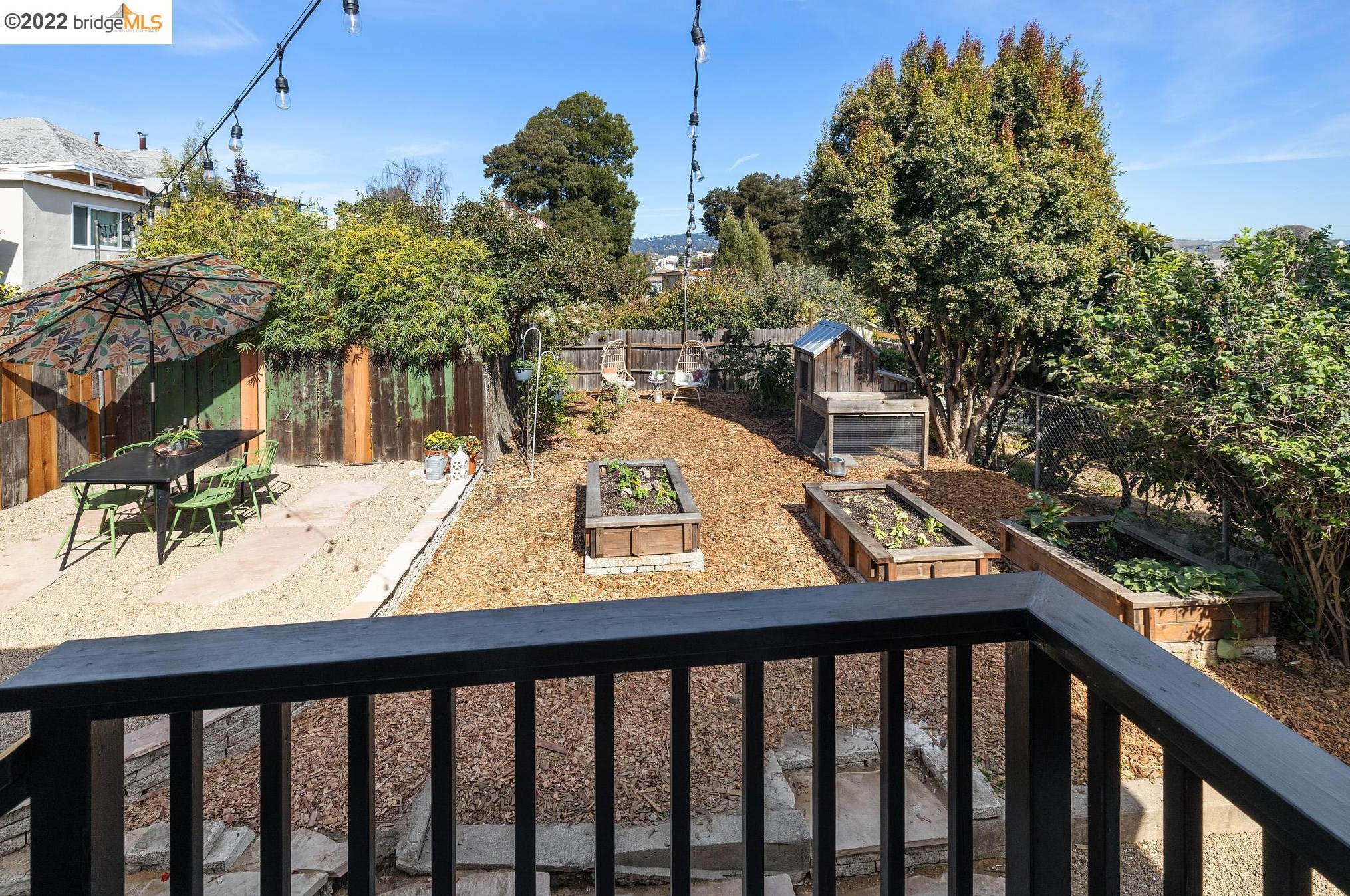 720 21 St, Oakland CA 94606-2014 exterior