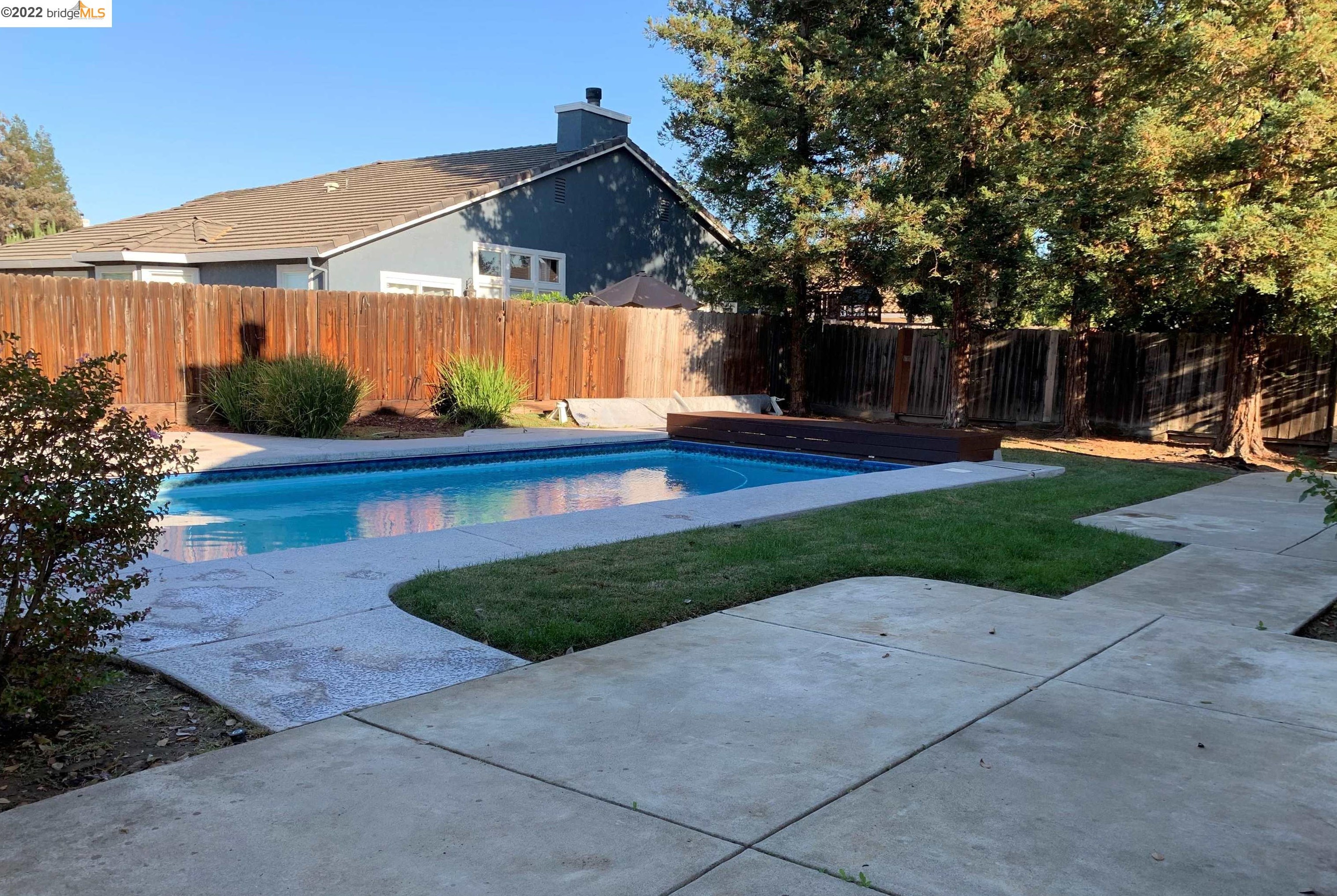 5225 Feather Way, Antioch CA  94531-9025 exterior