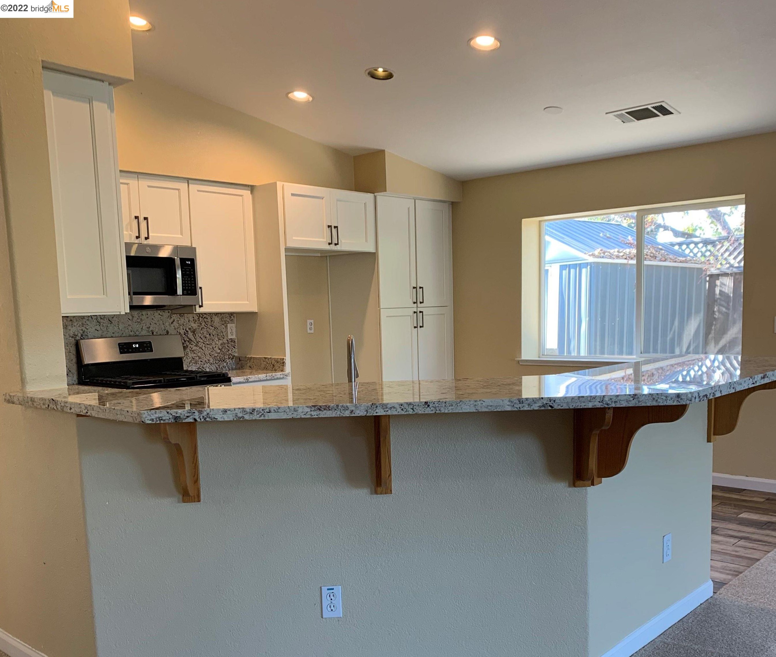 5225 Feather Way, Antioch CA  94531-9025 exterior