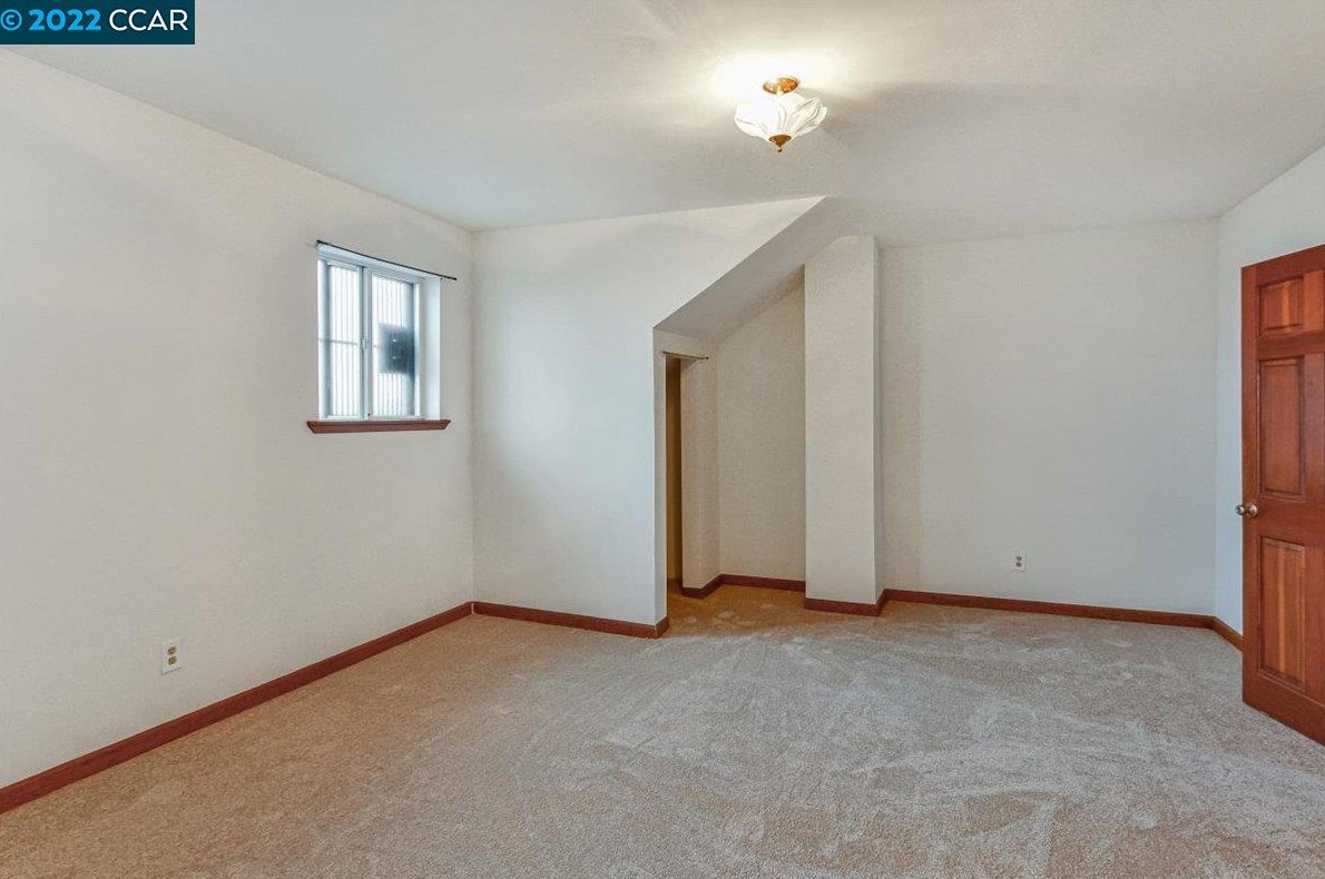 1179 Brunswick St, Daly City CA  94014-1105 exterior