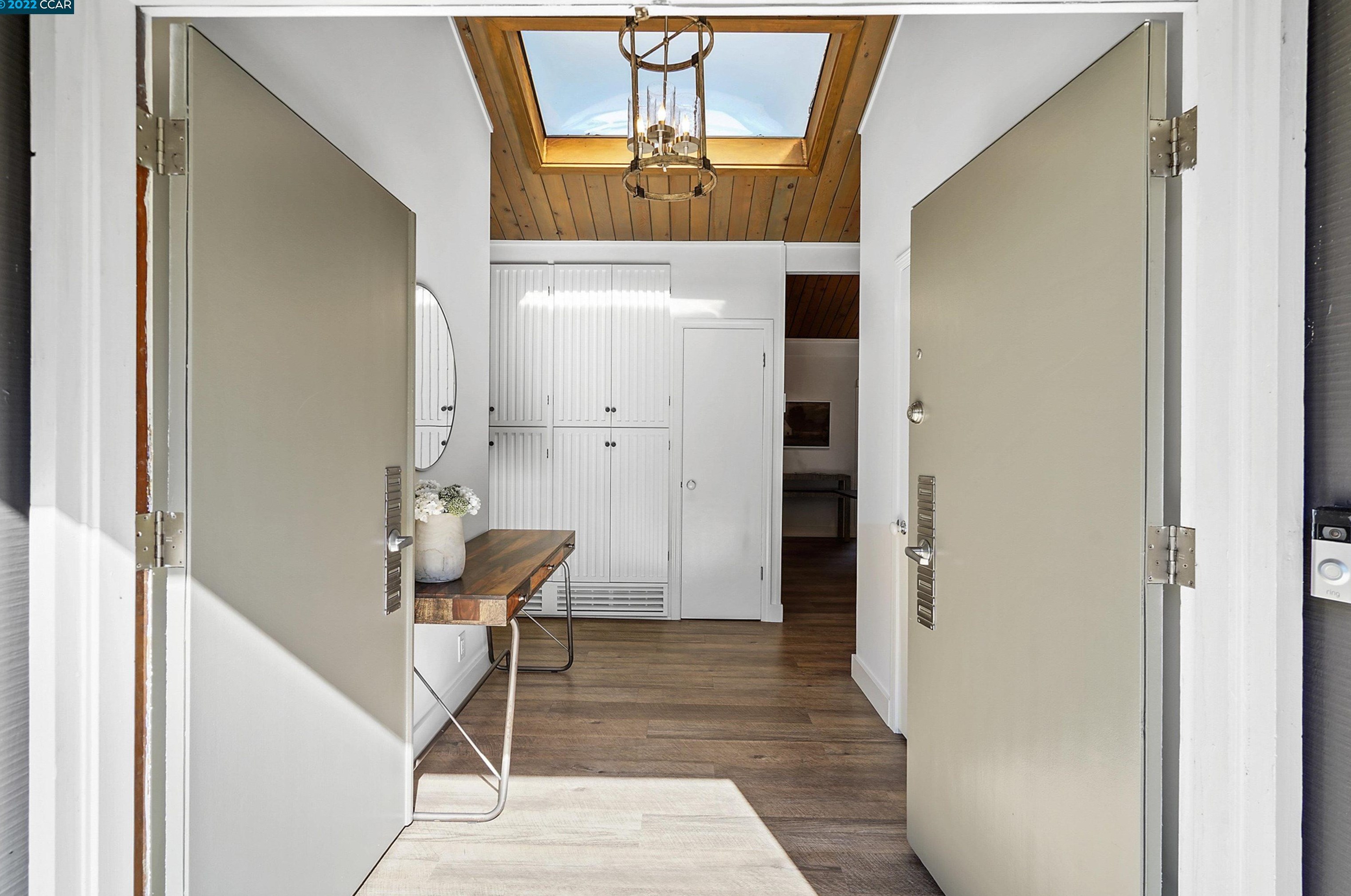 589 Tahos Rd, Orinda, CA 94563