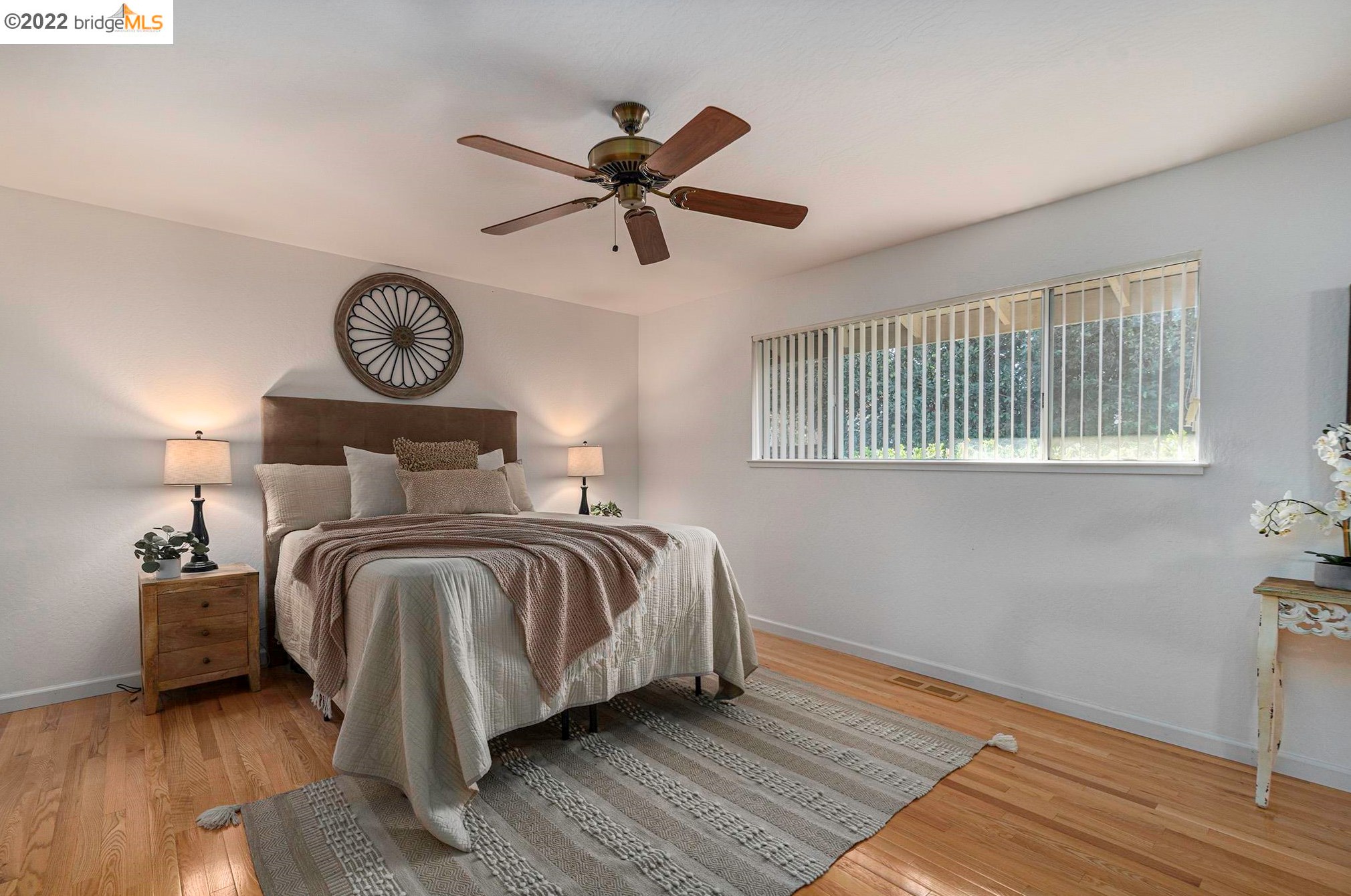 874 Dainty Ave, Los Angeles CA  94513-1206 exterior