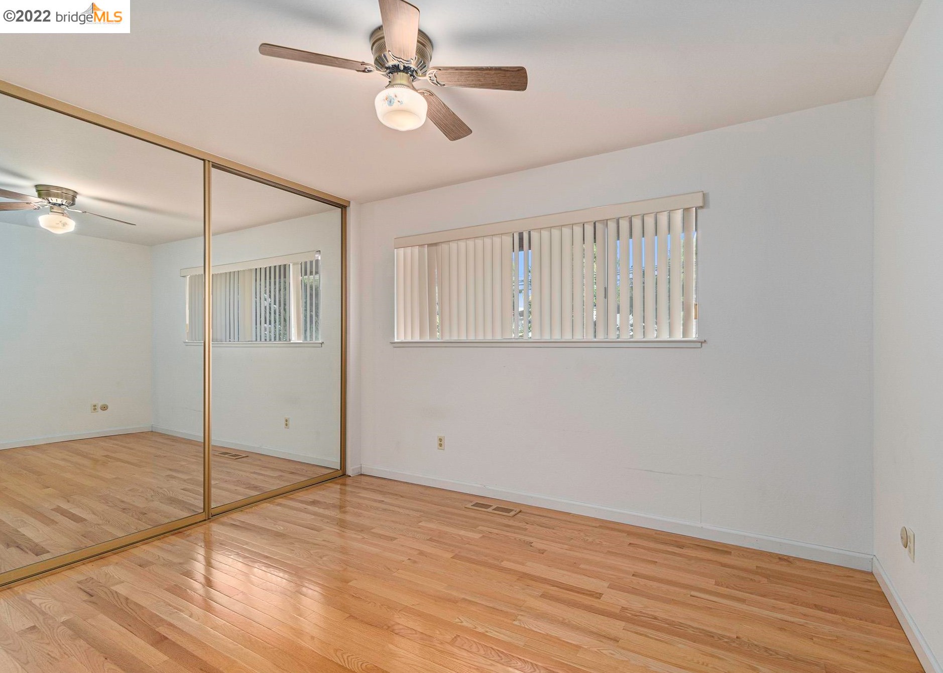 874 Dainty Ave, Los Angeles CA  94513-1206 exterior