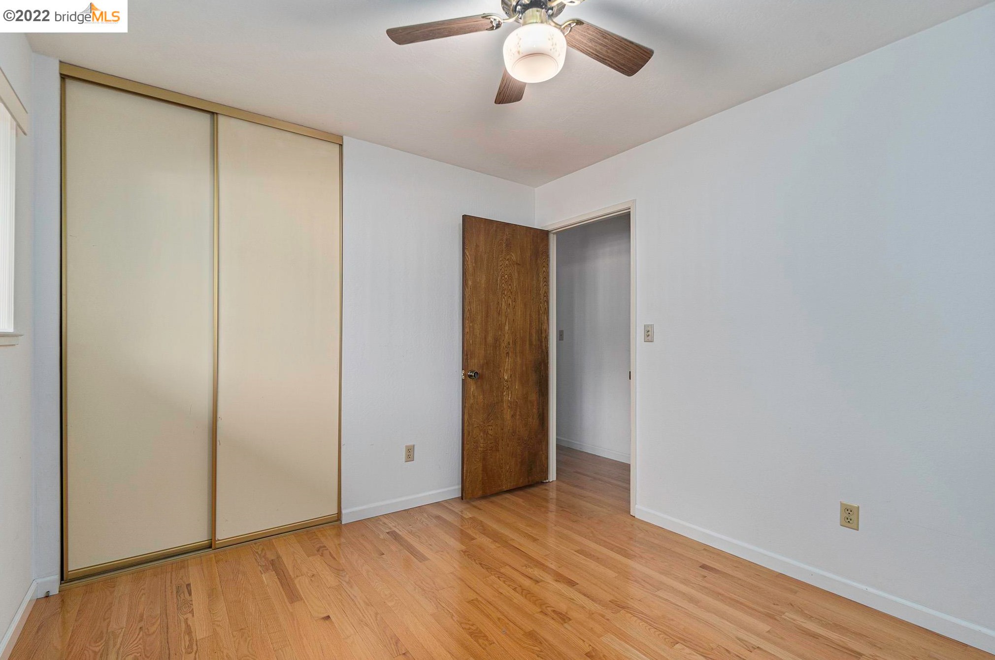 874 Dainty Ave, Los Angeles CA  94513-1206 exterior