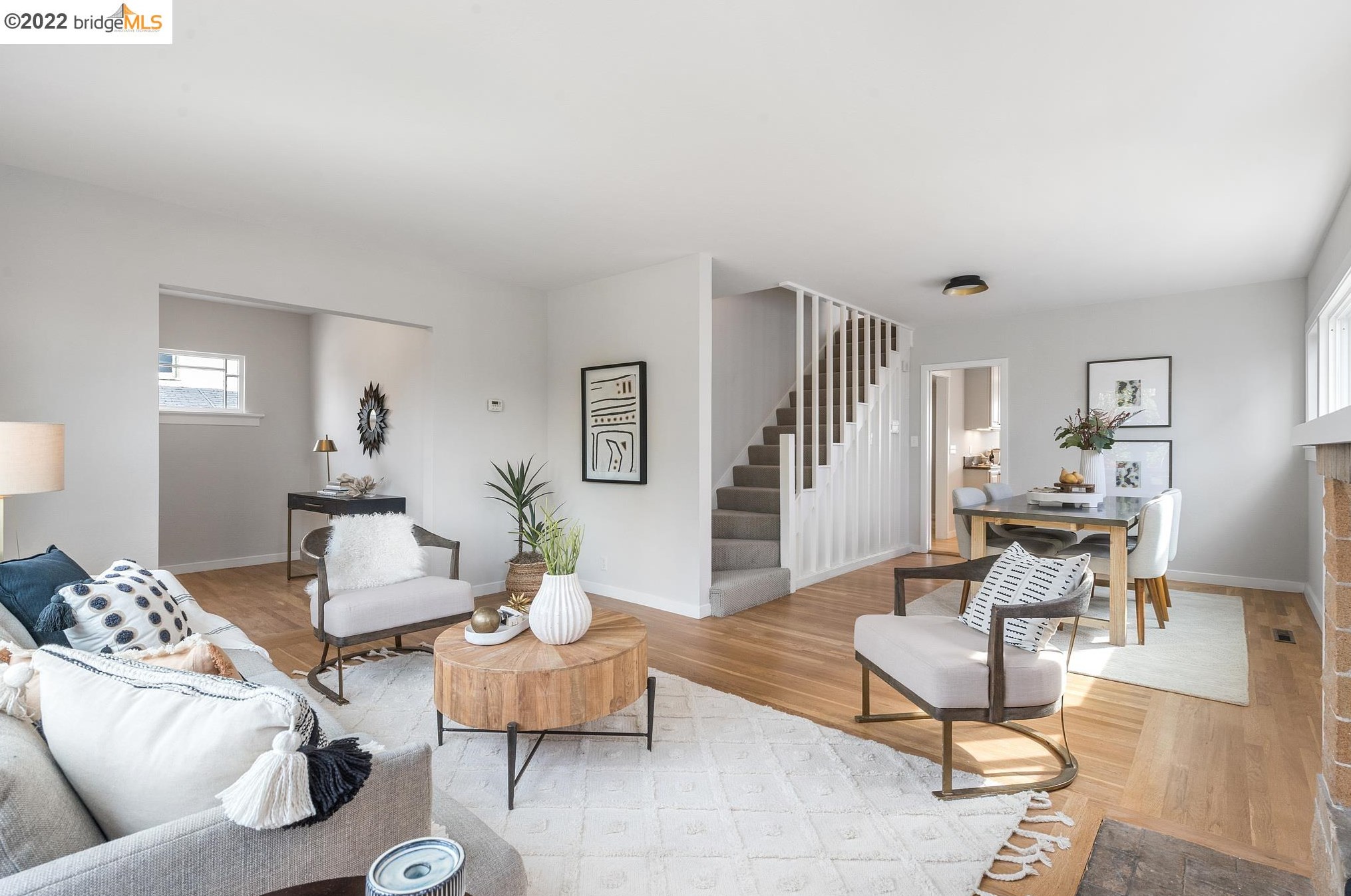 572 Montclair Ave, Oakland CA 94606-1550 exterior