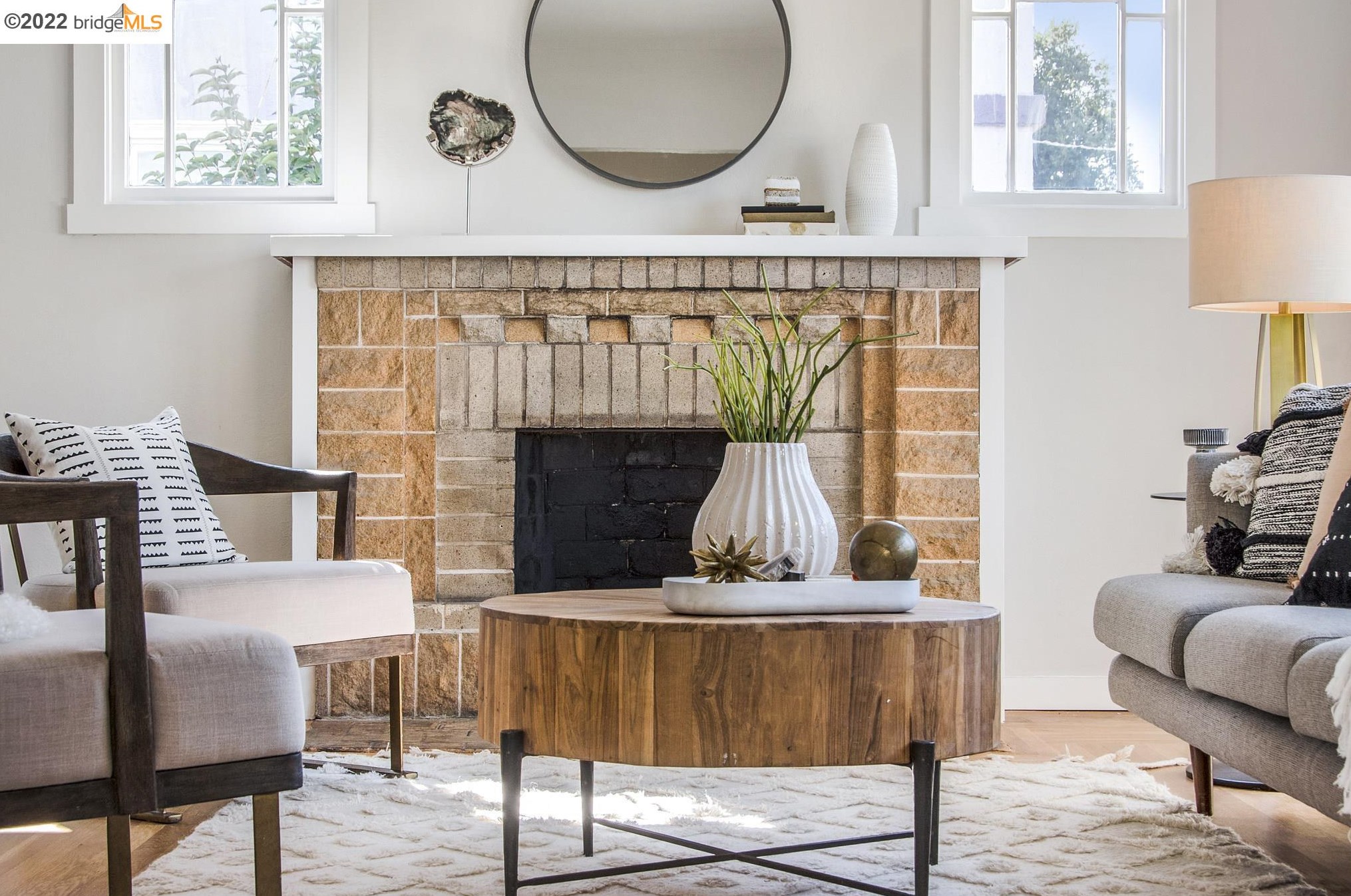 572 Montclair Ave, Oakland CA 94606-1550 exterior