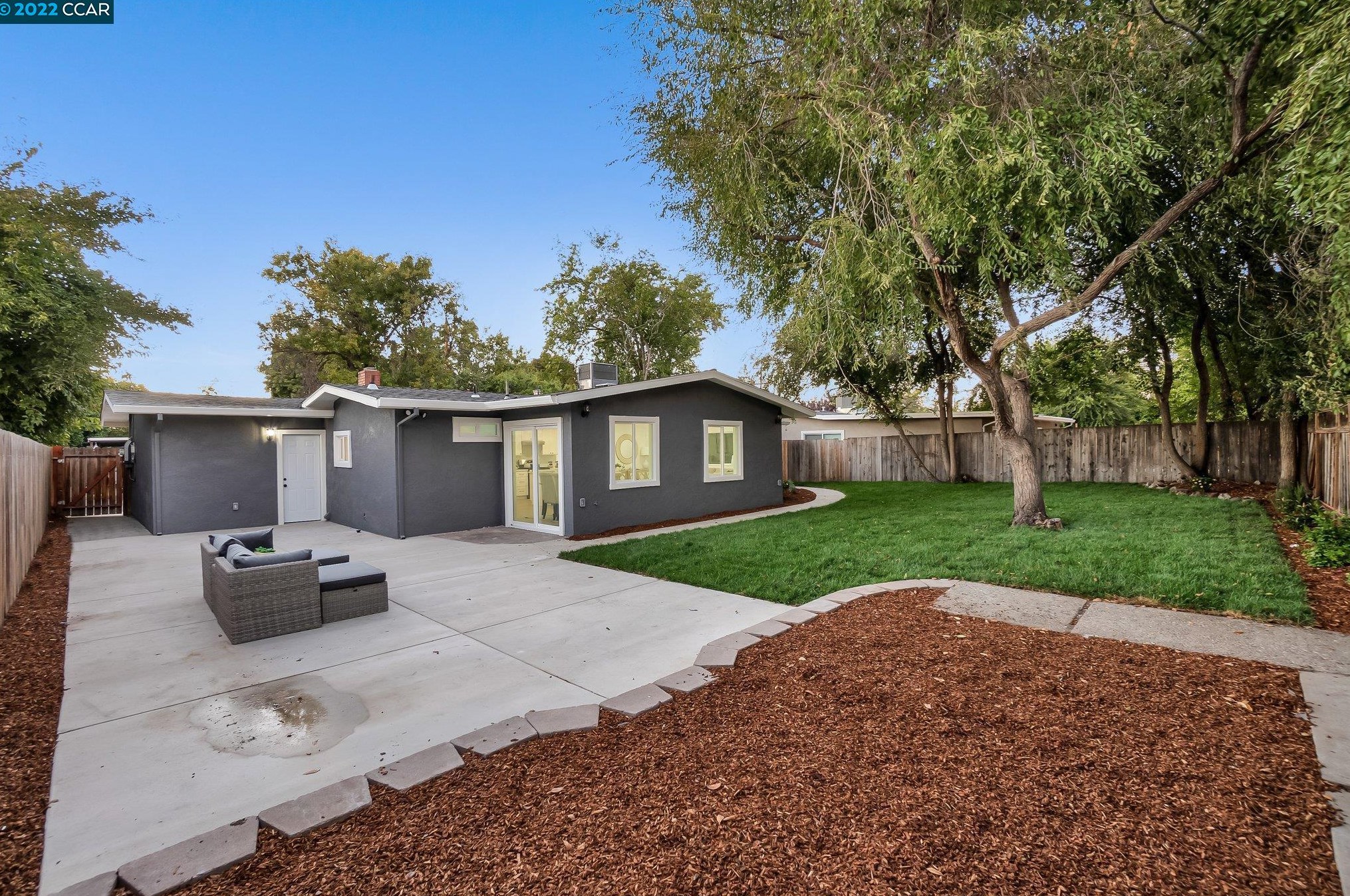 2766 Mayfair Ave, Concord CA  94520-4736 exterior