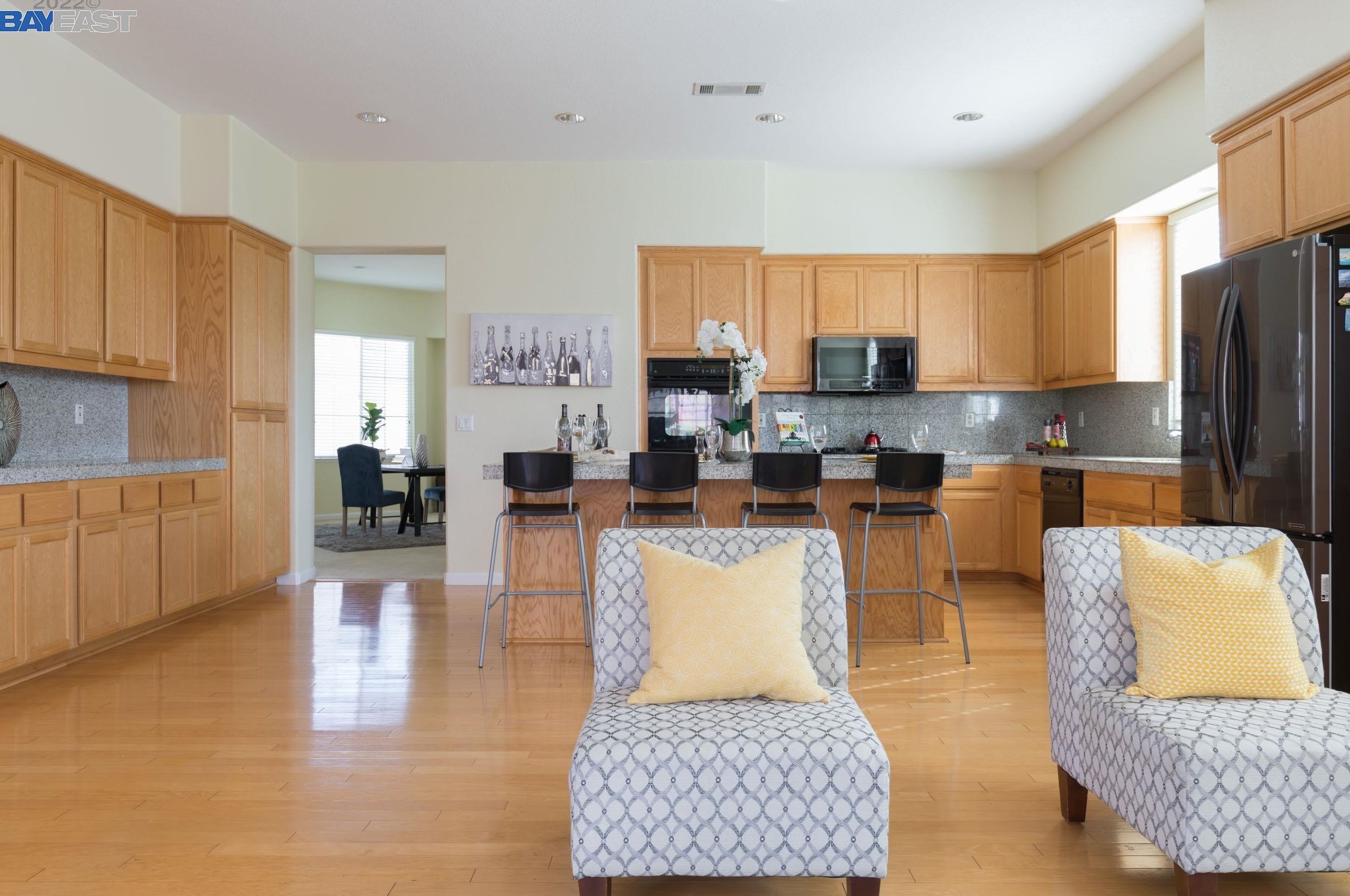 3057 Blue Sky Ct, Vallejo CA  94591-3825 exterior