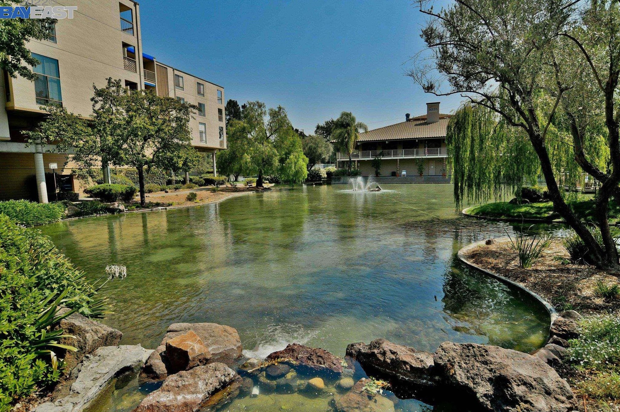 430 Civic Dr, Walnut Creek CA  94596-3366 exterior