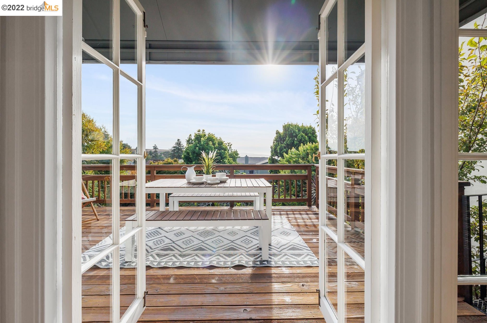 5039 Proctor Ave, Oakland CA 94618-2736 exterior