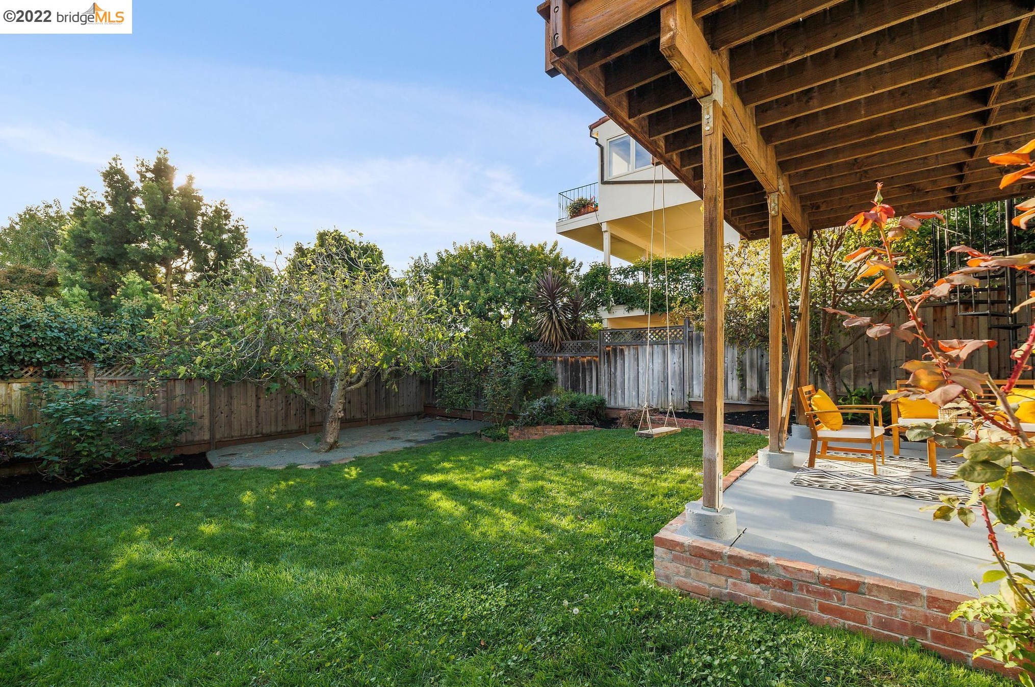 5039 Proctor Ave, Oakland CA 94618-2736 exterior