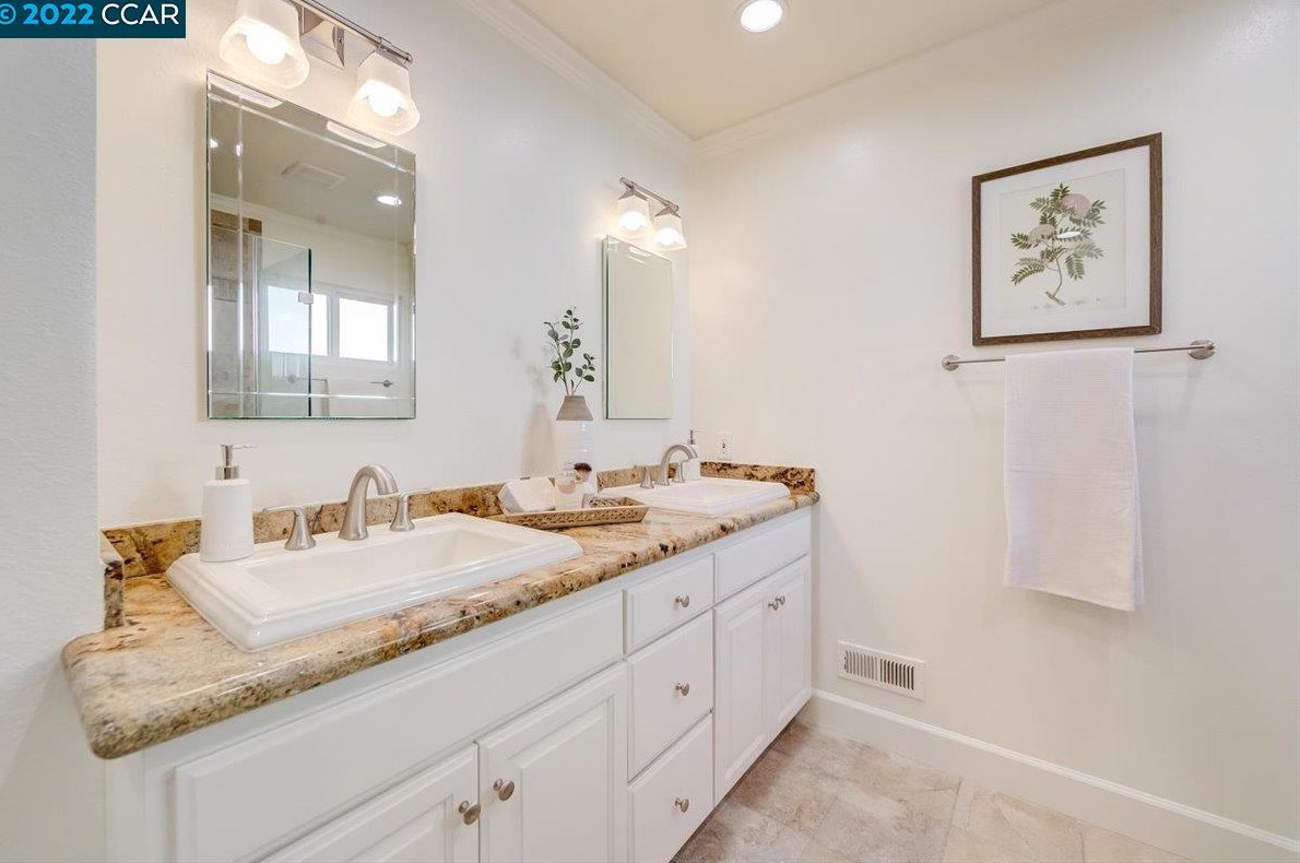 760 Citrus Ave, Concord CA  94518-2339 exterior