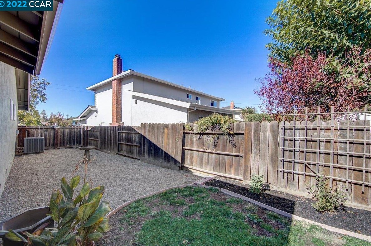 760 Citrus Ave, Concord CA  94518-2339 exterior