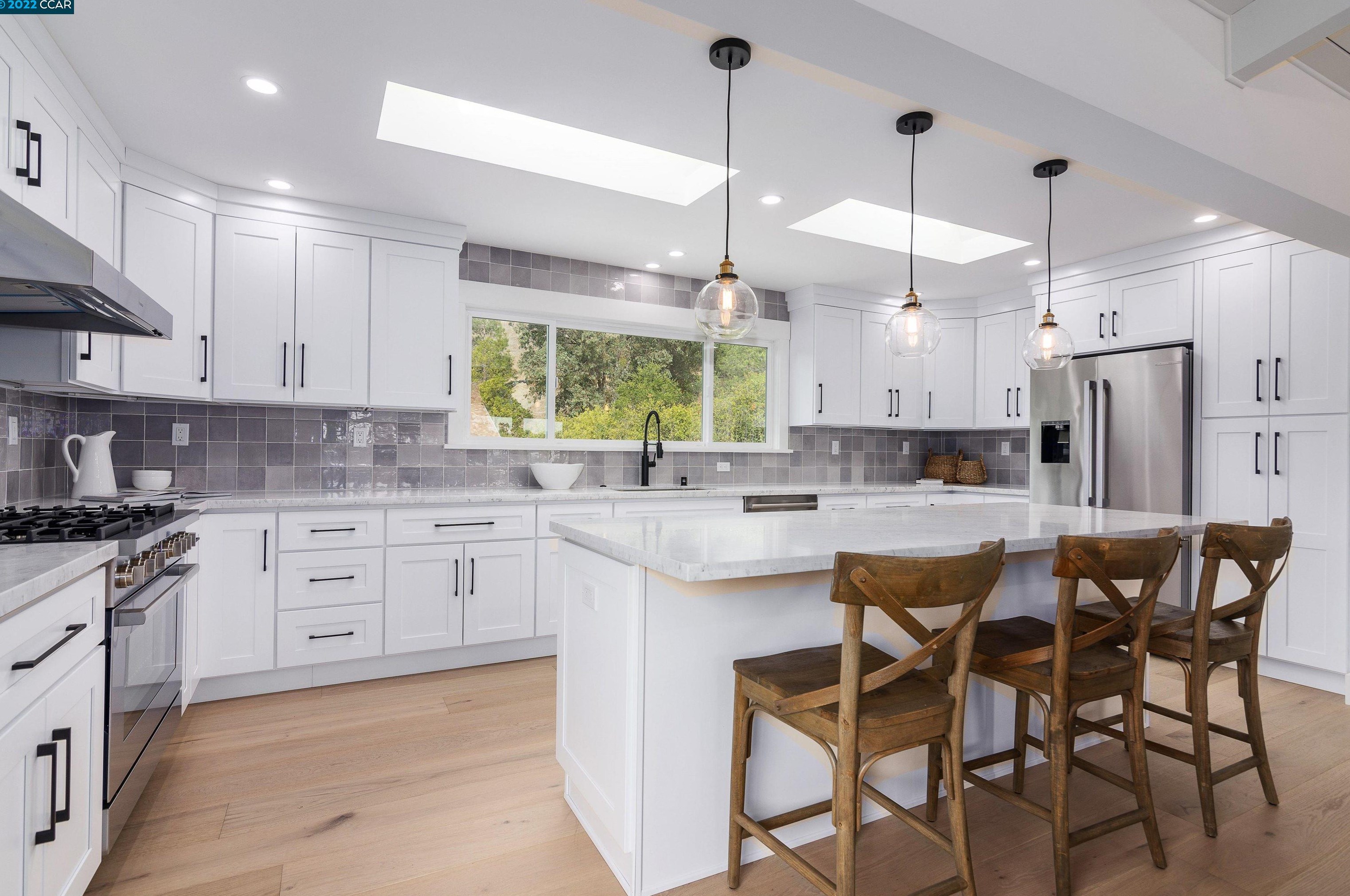 48 La Salle Dr, Moraga CA  94556-1510 exterior