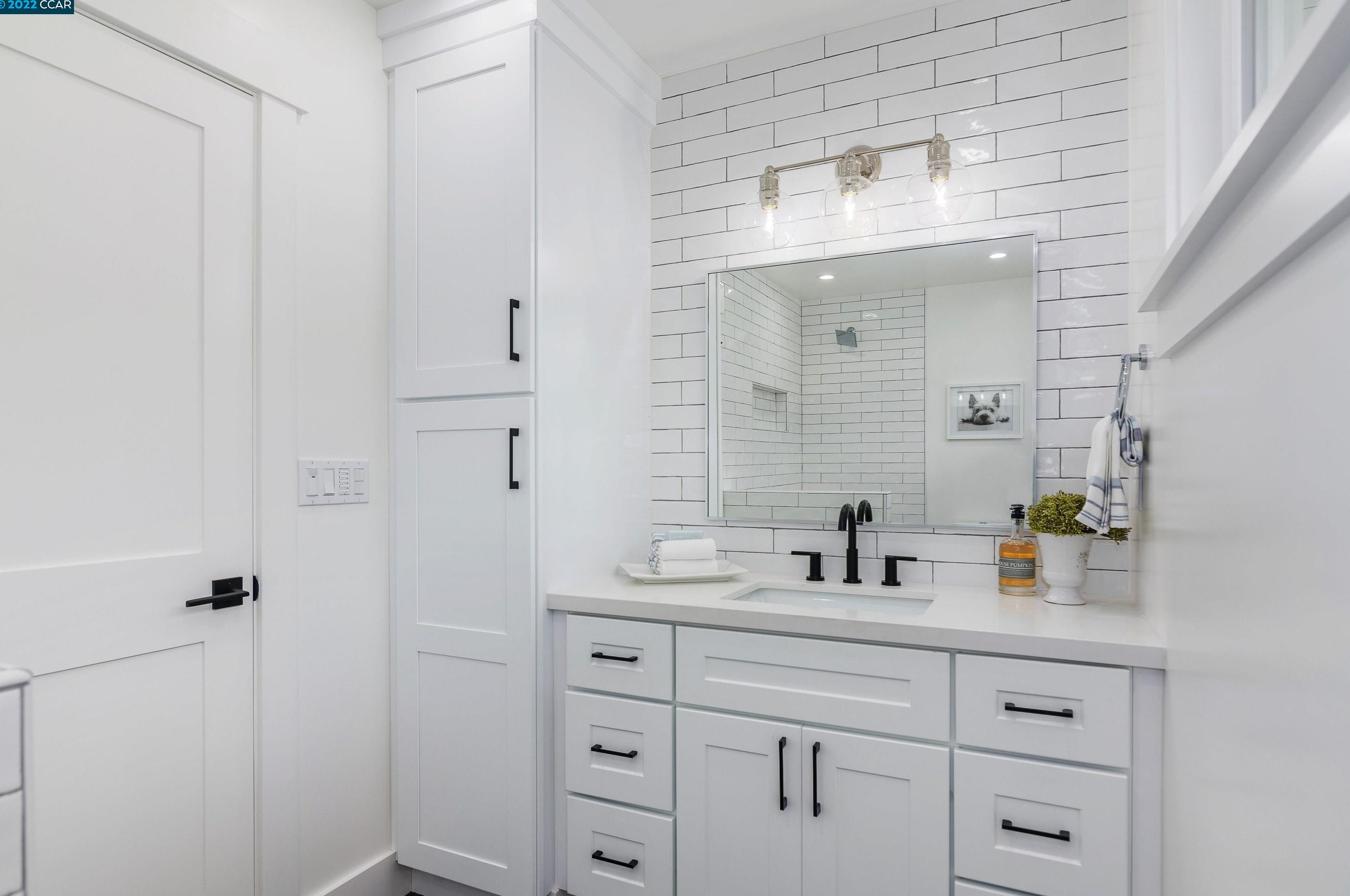 48 La Salle Dr, Moraga CA  94556-1510 exterior