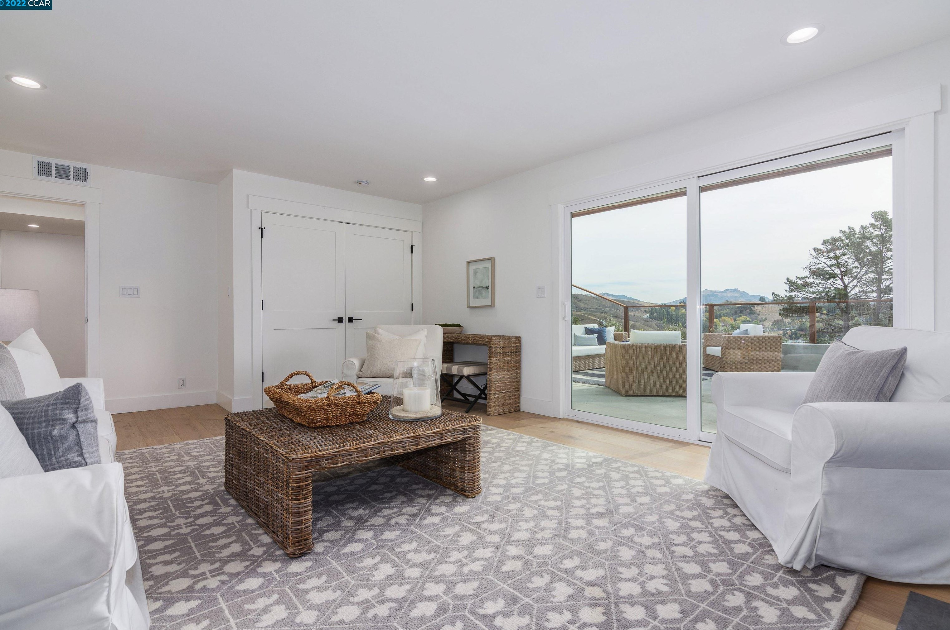 48 La Salle Dr, Moraga CA  94556-1510 exterior