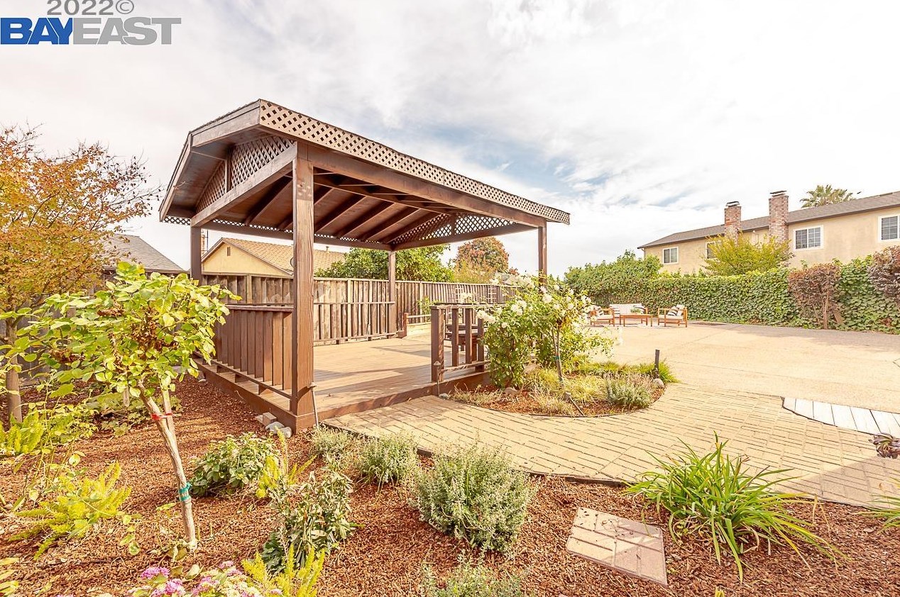 31126 Varni Pl, Union City CA  94587-2638 exterior