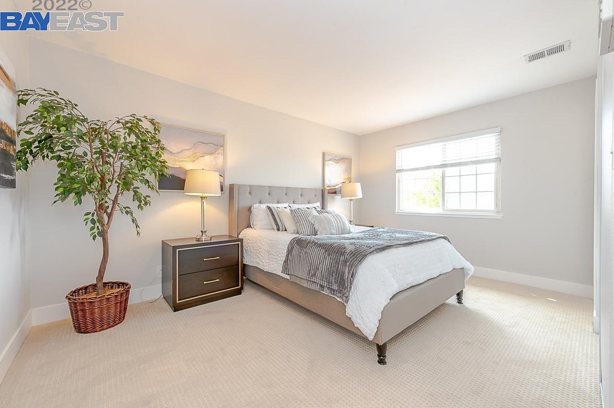 31126 Varni Pl, Union City CA  94587-2638 exterior