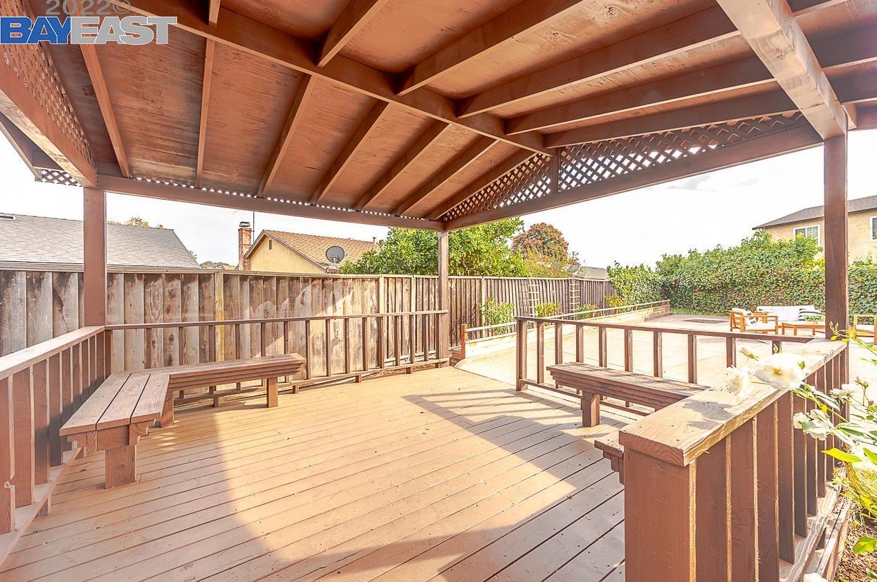 31126 Varni Pl, Union City CA  94587-2638 exterior