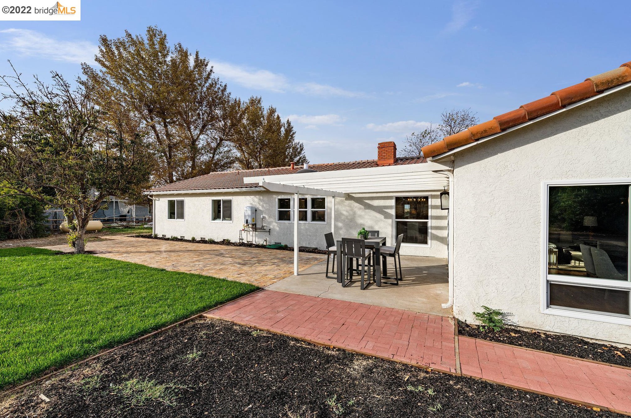 3343 Delta Rd, Los Angeles CA  94513-3920 exterior