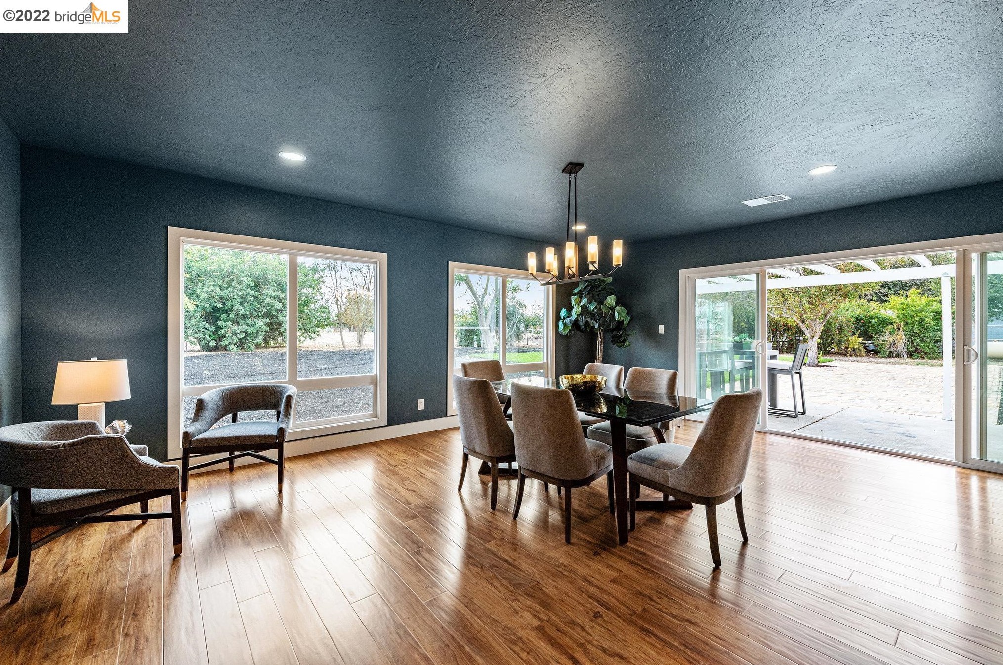 3343 Delta Rd, Los Angeles CA  94513-3920 exterior