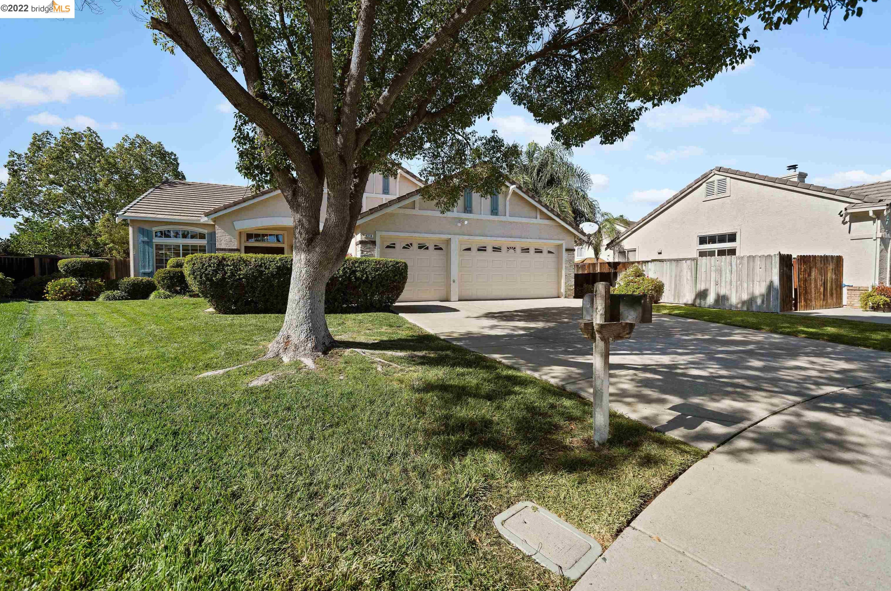 4214 Oakshade Ct, West Pittsburg, CA 94565