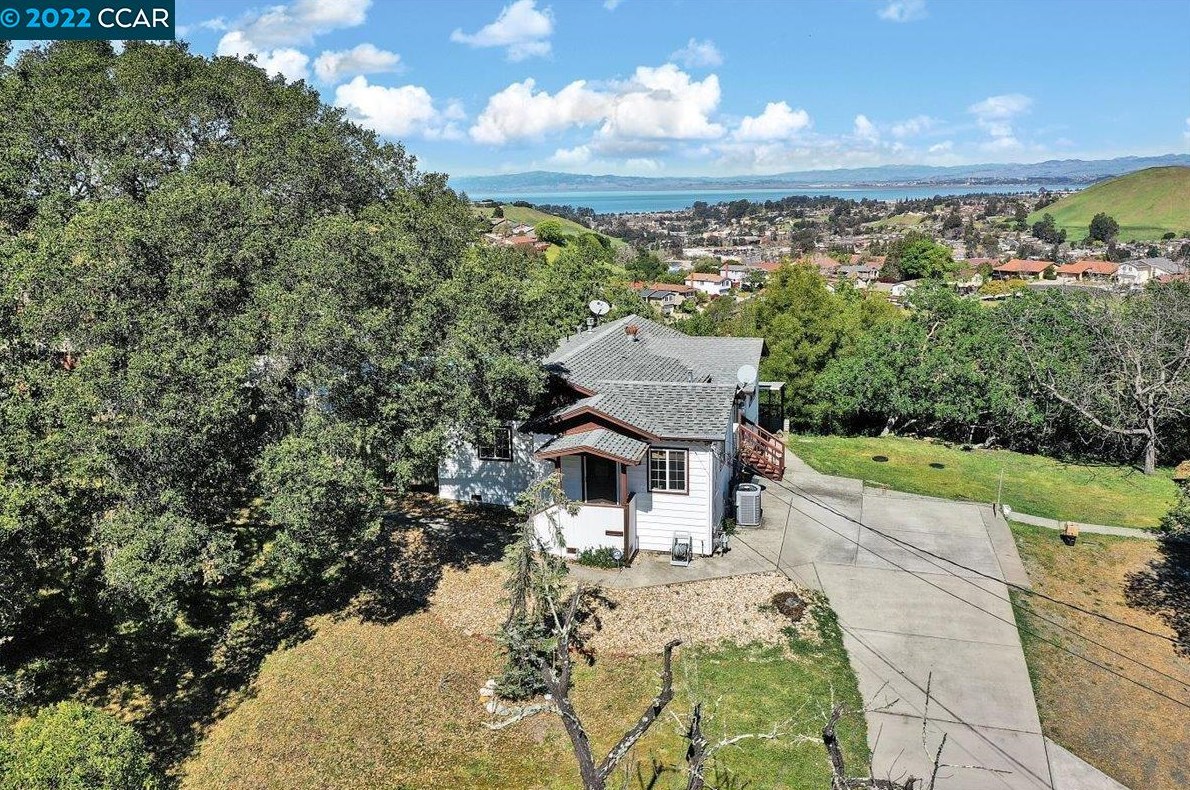 5677 Sobrante Ave, Richmond CA  94803-1534 exterior