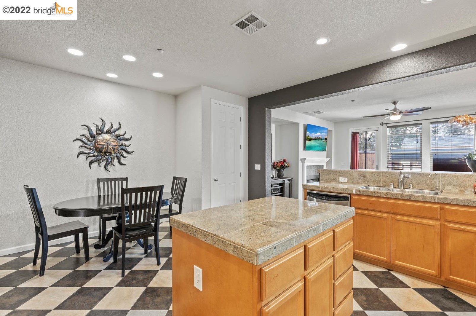 1359 Tiffany Cir, Los Angeles CA  94513-1720 exterior