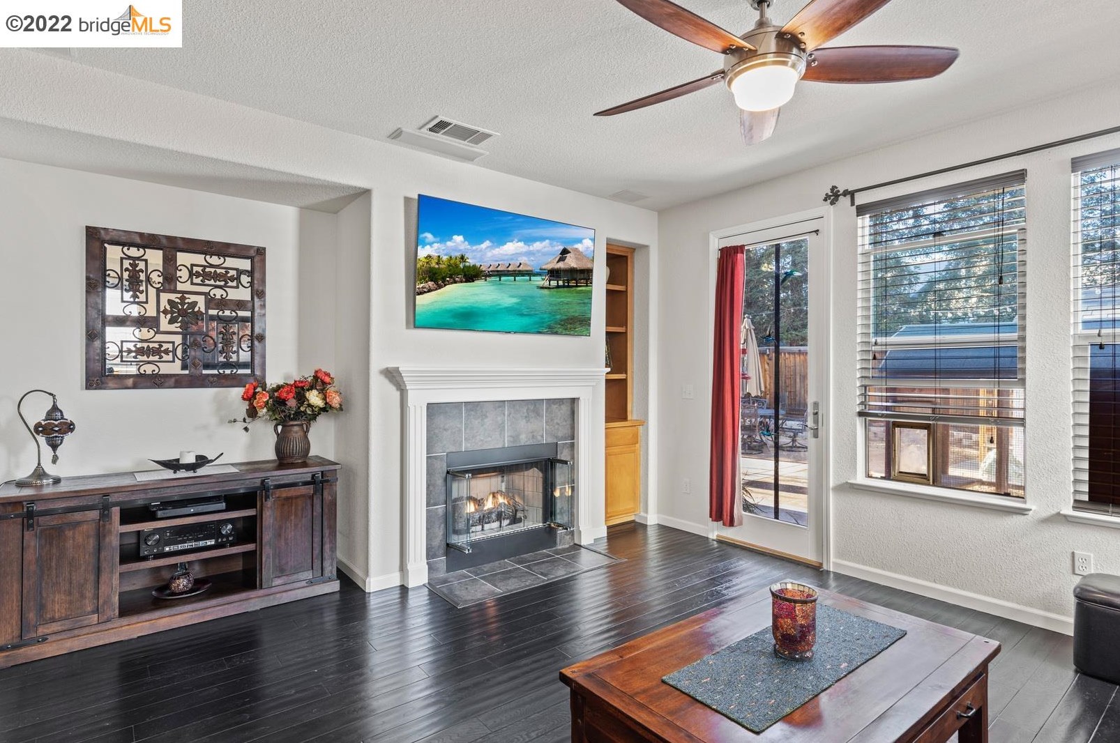 1359 Tiffany Cir, Los Angeles CA  94513-1720 exterior