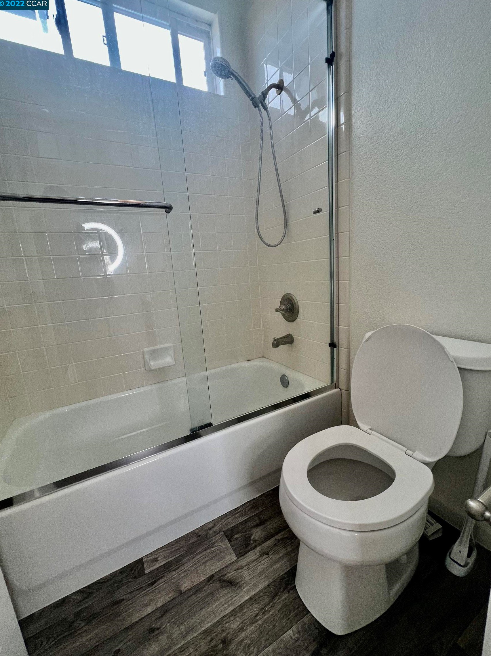 5860 Cabernet Dr, Vallejo CA  94591-6310 exterior