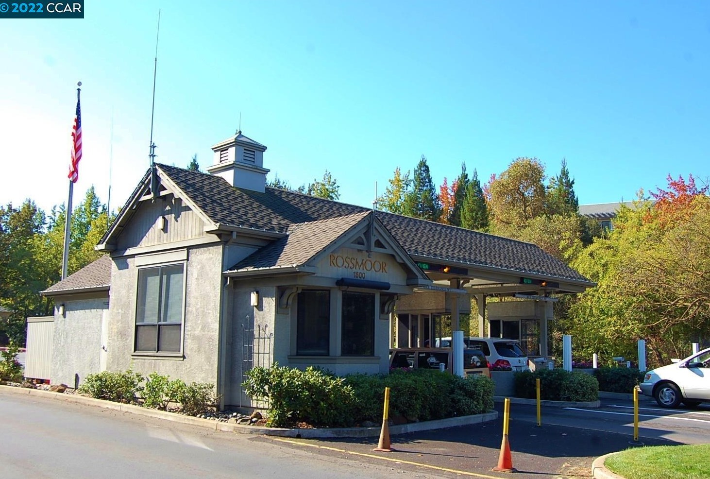 1840 Tice Creek Dr, Walnut Creek CA  94595-2400 exterior