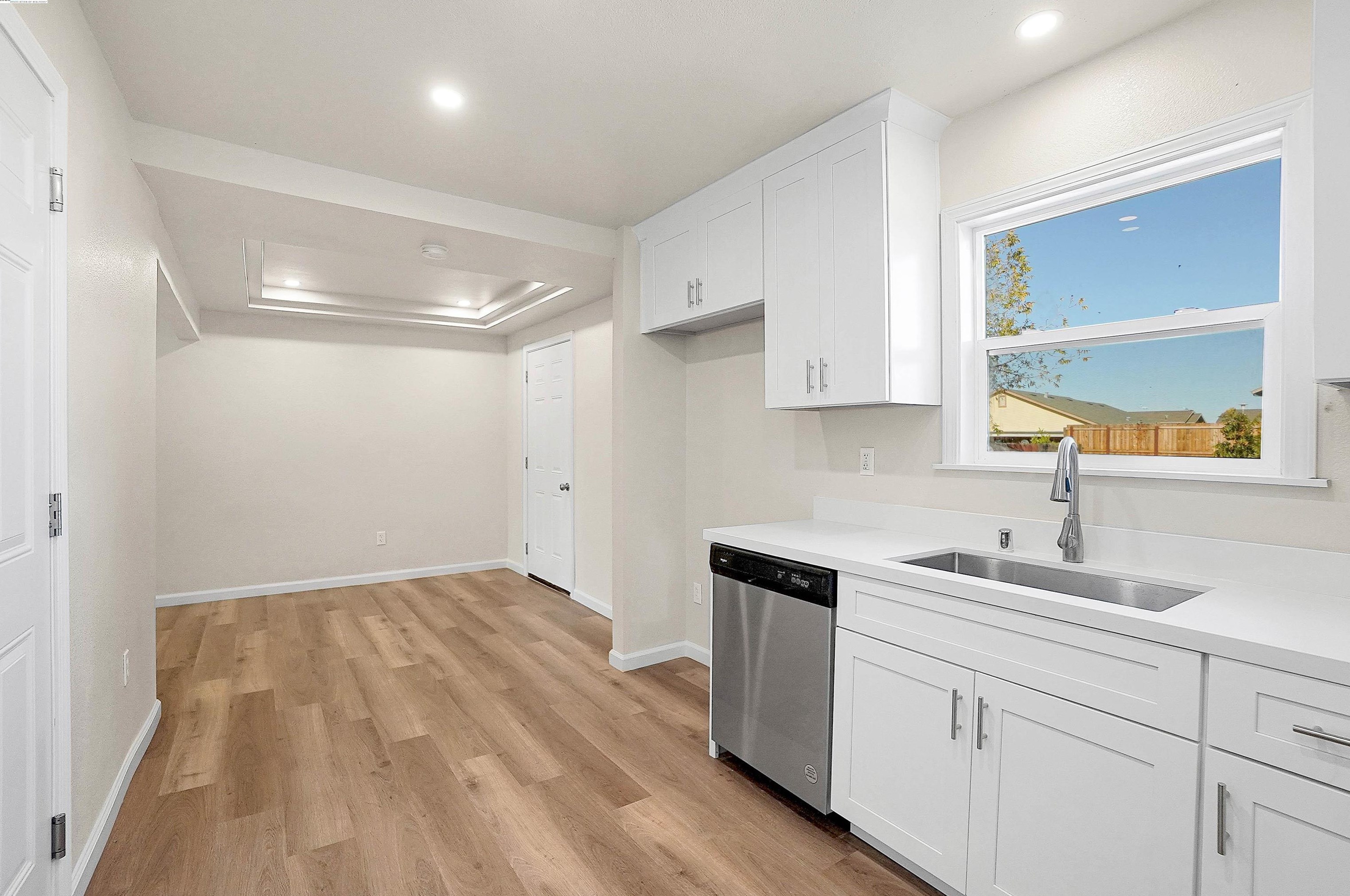 2209 North Ave, Sacramento CA  95838-3133 exterior