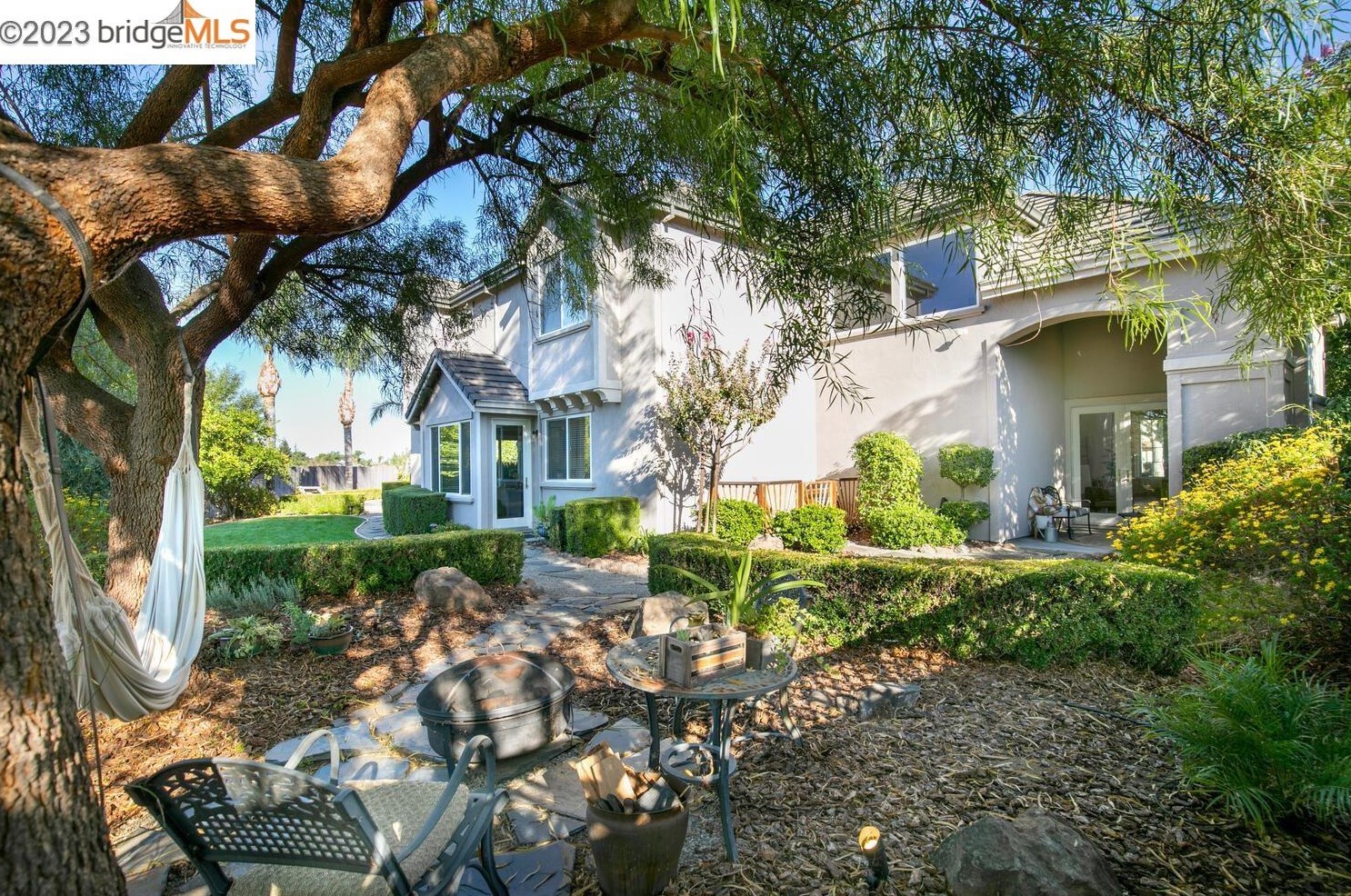 1760 Duchess Ter, Los Angeles CA  94513-2642 exterior