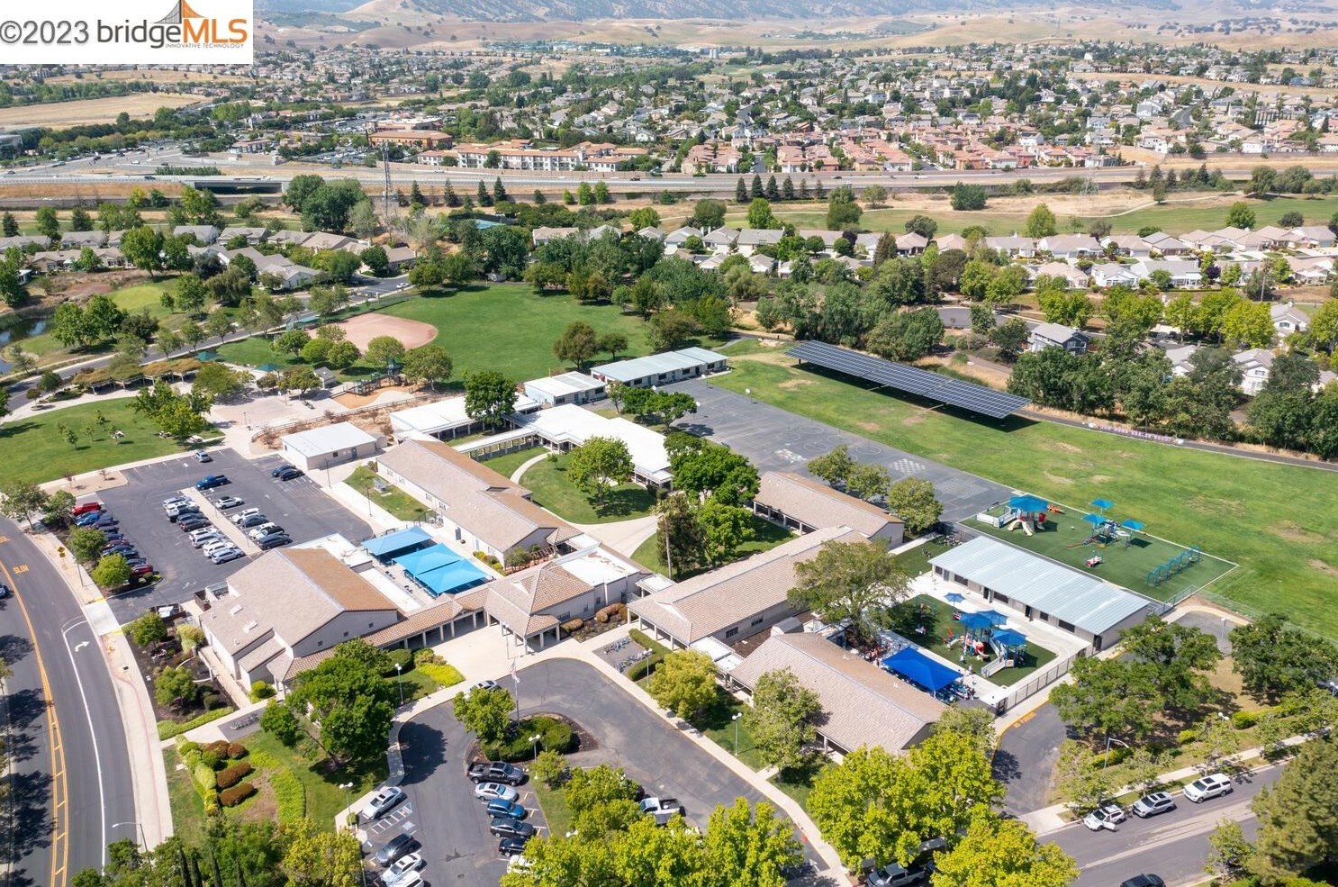 1760 Duchess Ter, Los Angeles CA  94513-2642 exterior