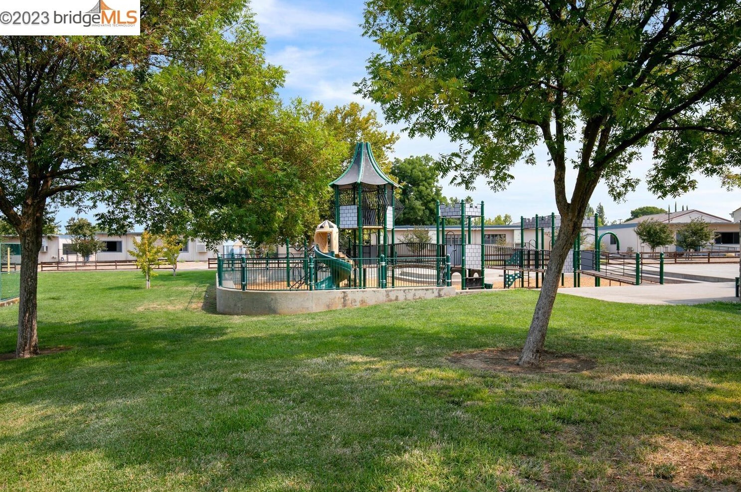 1760 Duchess Ter, Los Angeles CA  94513-2642 exterior