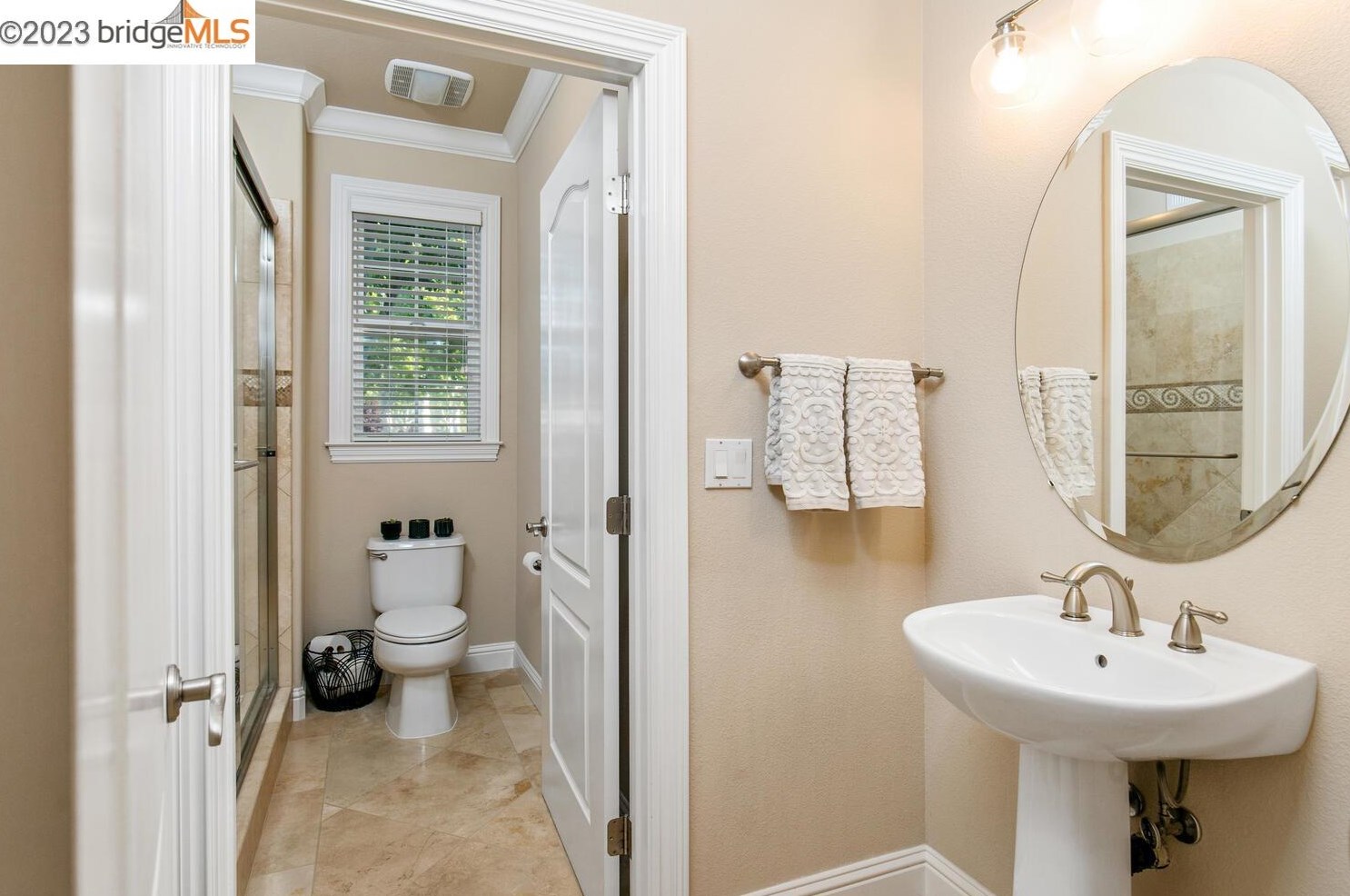 1760 Duchess Ter, Los Angeles CA  94513-2642 exterior