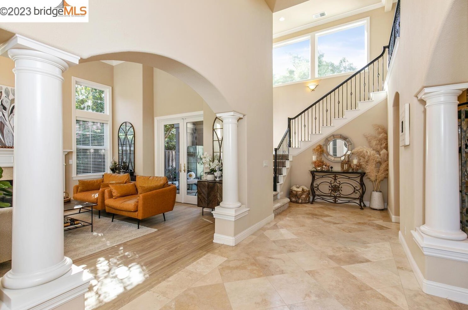 1760 Duchess Ter, Los Angeles CA  94513-2642 exterior