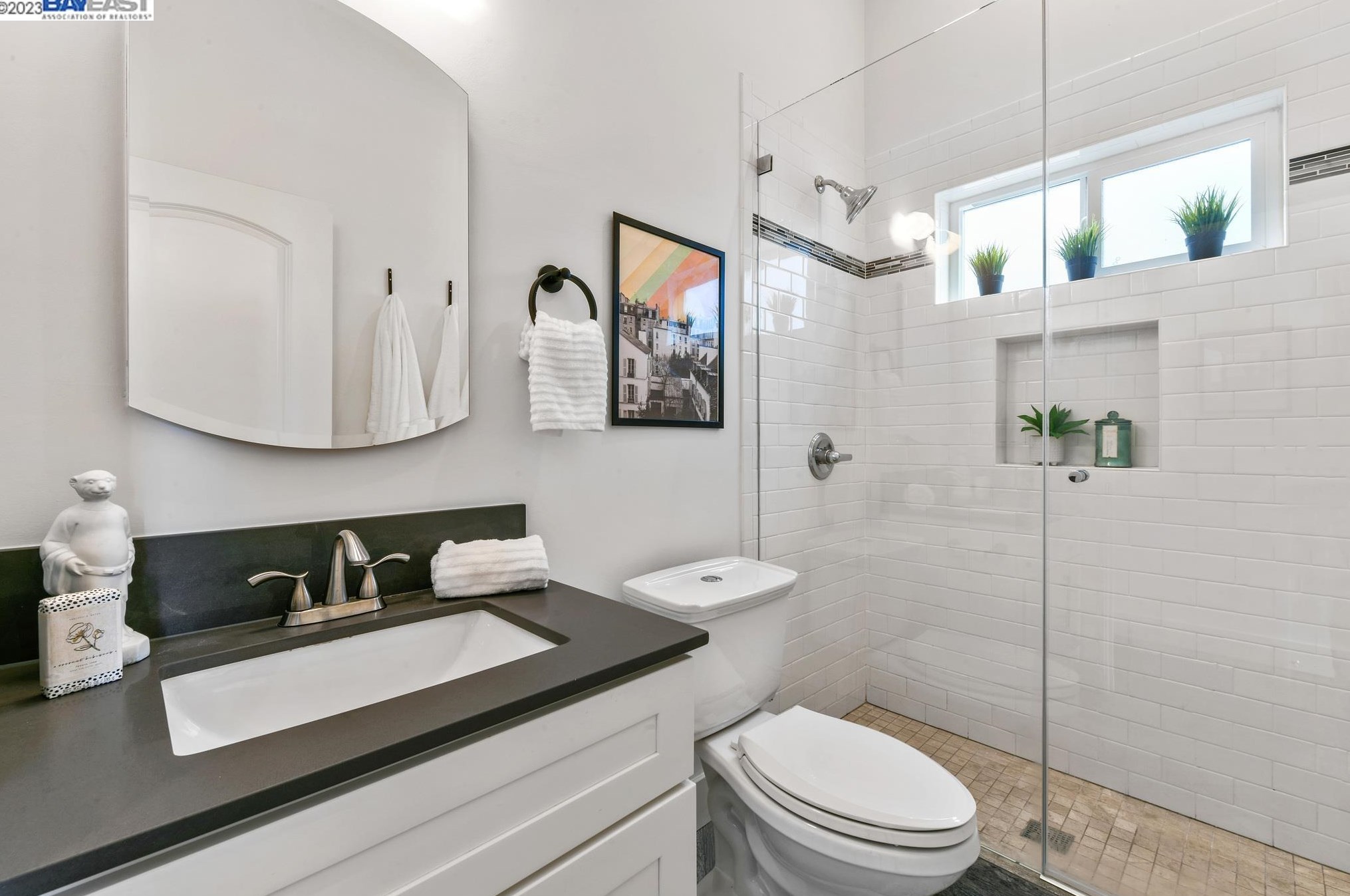 1125 Peralta, Oakland CA 94607-1615 exterior