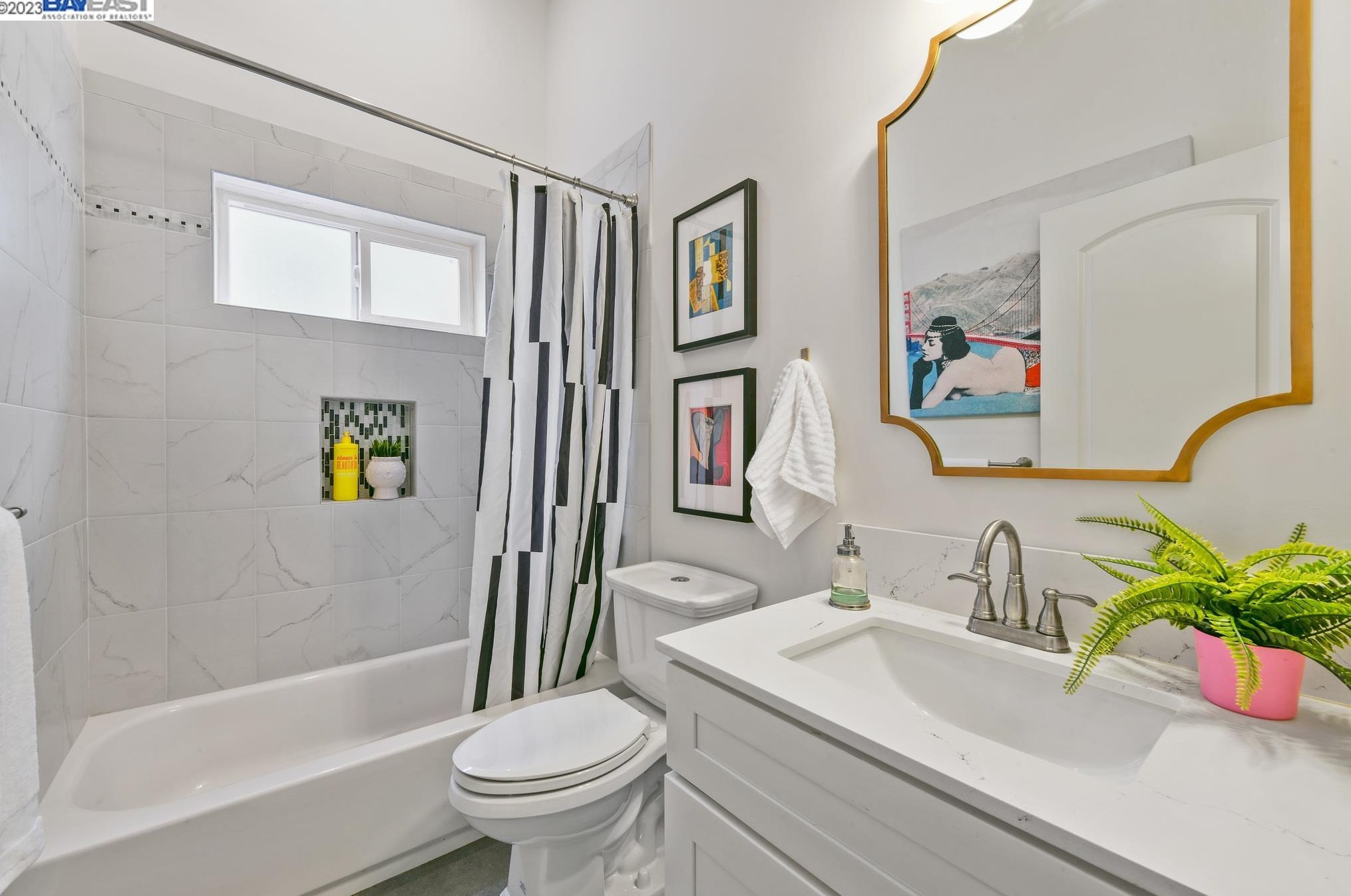 1125 Peralta, Oakland CA 94607-1615 exterior